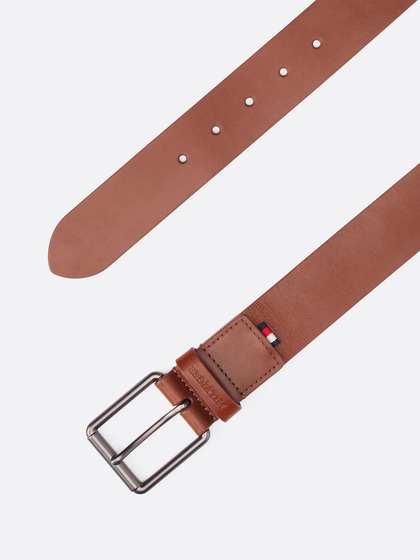 Tommy Hilfiger Tommy Hilfiger Erkek Ayarlabilir Askılı Dikdörtgen Tasarımlı Astarlı Kahverengi Kemer AM0AM13302-GVI
