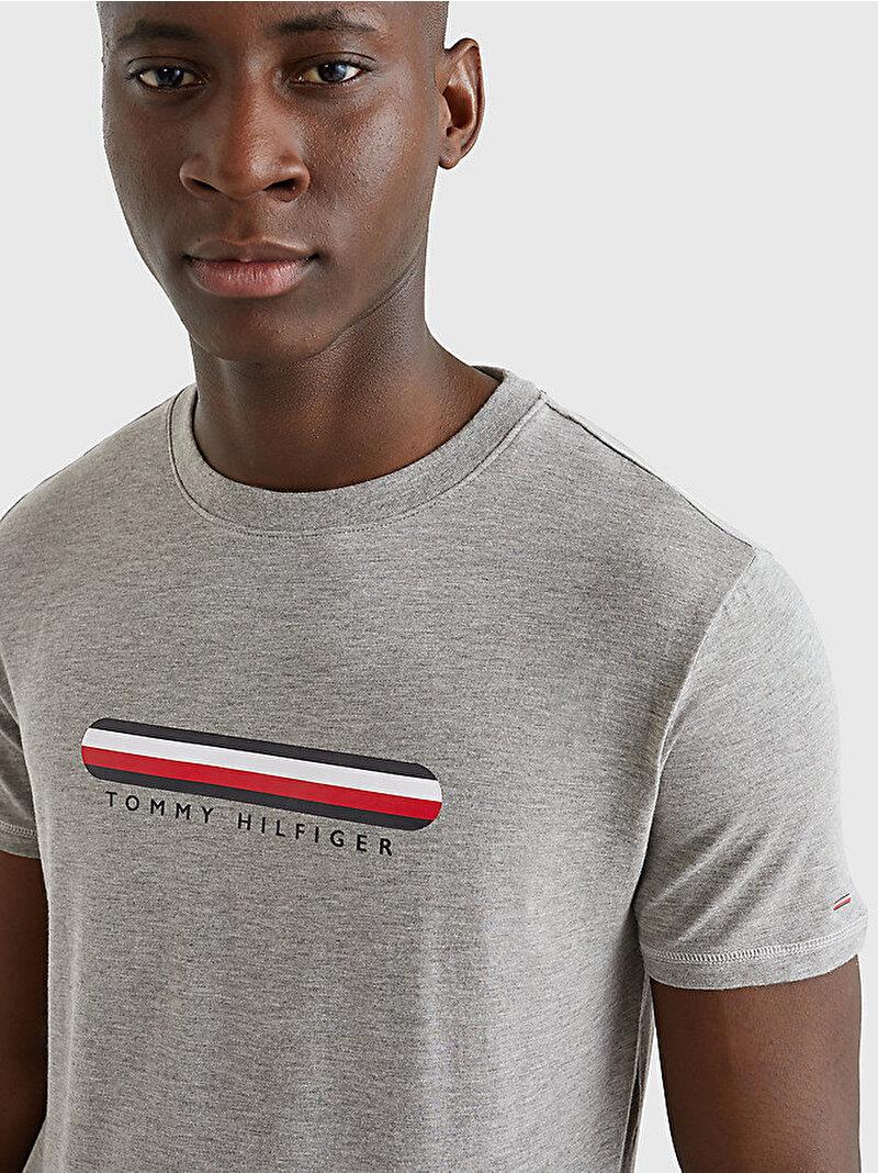 Tommy Hilfiger Tommy Hilfiger Erkek Dokuma Kumaş Kısa Kol Düz Model P4A T-Shirt UM0UM02348-P4A