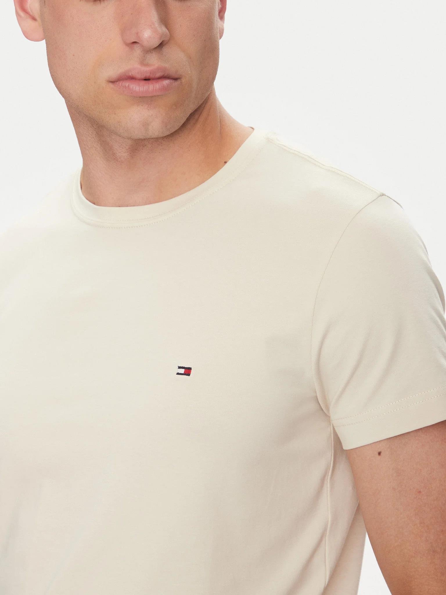 TOMMY HILFIGER Tommy Hilfiger Erkek Dokuma Kumaş Kısa Kol Düz Model Bej T-Shirt MW0MW10800-ACG