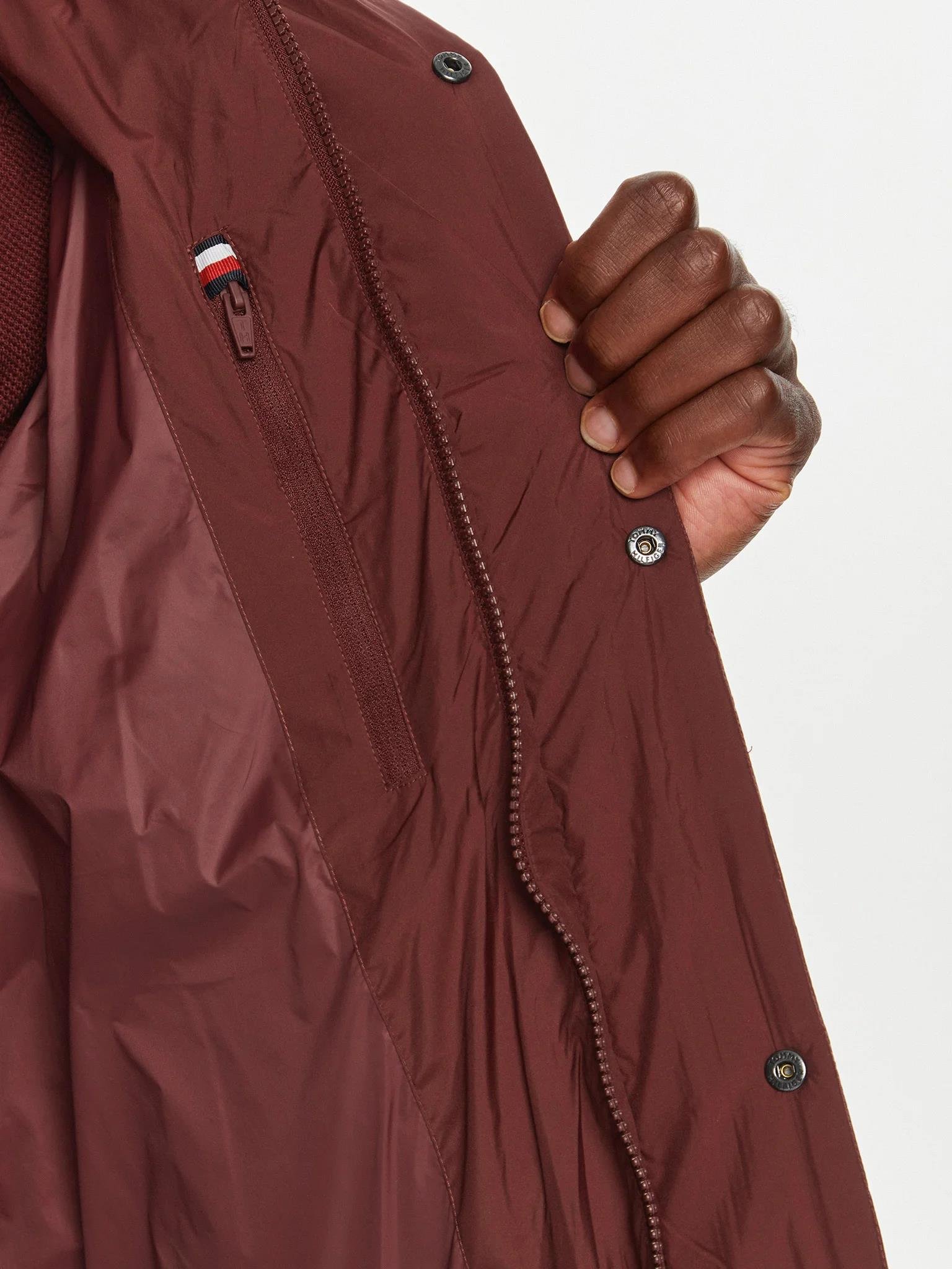 Tommy Hilfiger Tommy Hilfiger Erkek Kapşonlu Yaka Marka Detaylı Fermuarlı Şişme Bordo Mont MW0MW36569-VLP