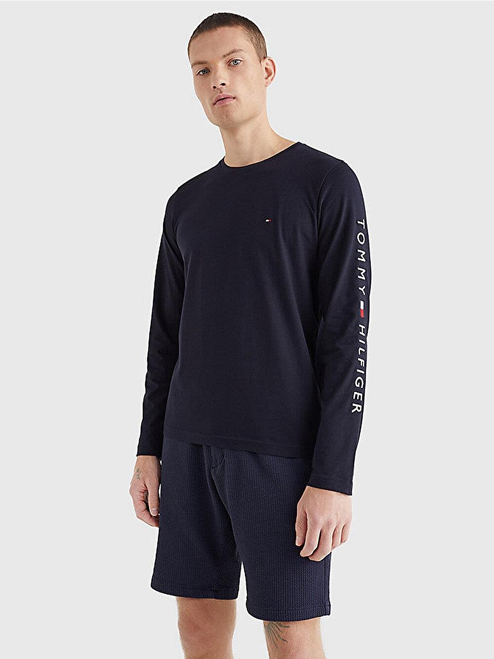 Tommy Hilfiger Tommy Hilfiger Erkek Kollarda Logo Baskılı Düz Günlük Kullanım Lacivert T-Shirt MW0MW09096-DW5