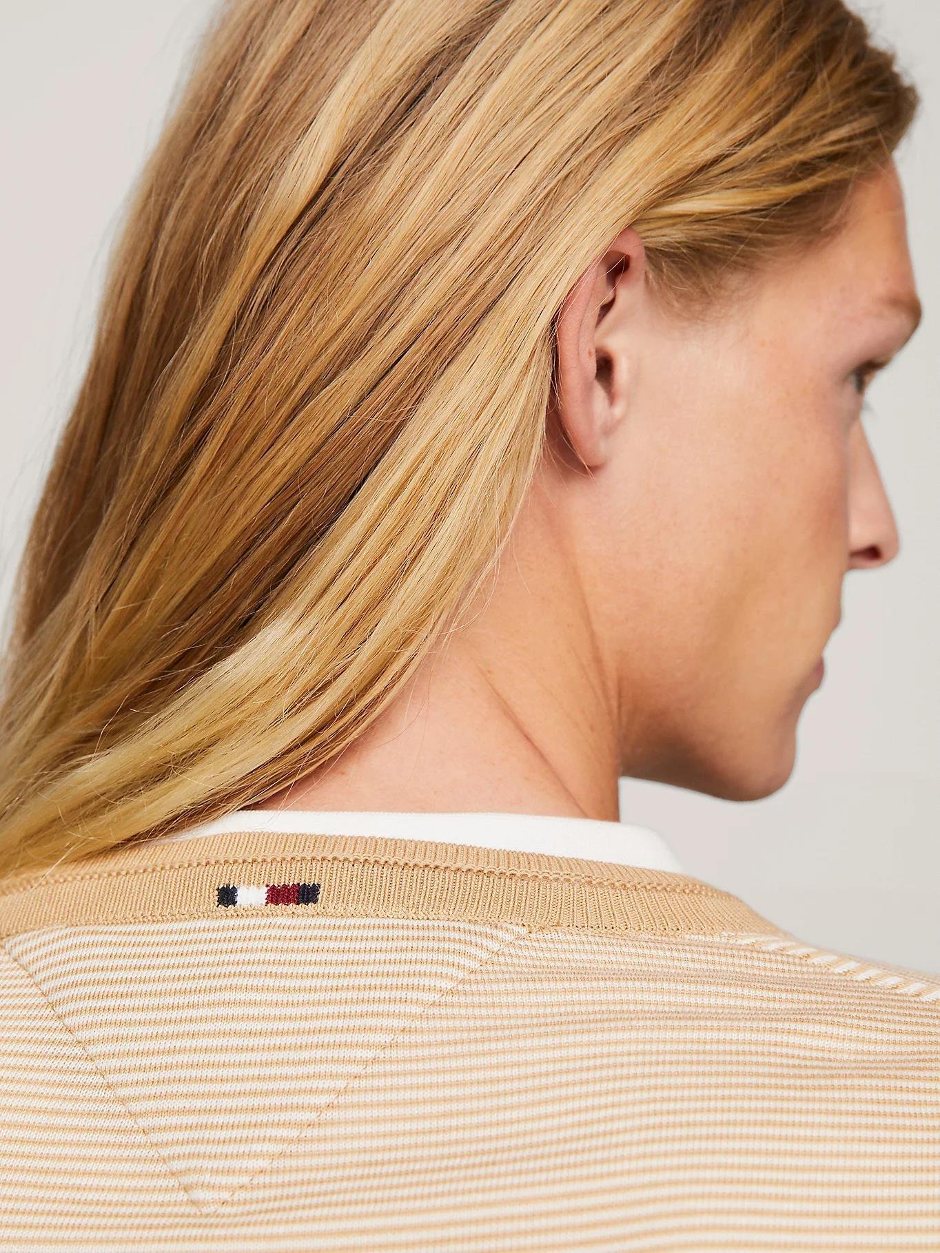 Tommy Hilfiger Tommy Hilfiger Erkek Marka Logo Detaylı Regular Fit Uzun Kollu Haki Kazak MW0MW33524-0I1