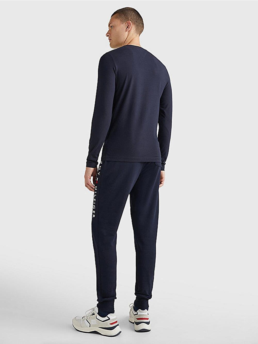 Tommy Hilfiger Tommy Hilfiger Erkek Marka Logo Detaylı Kısa Kollu Yuvarlak Yakalı Lacivert T-Shirt MW0MW10804-DW5