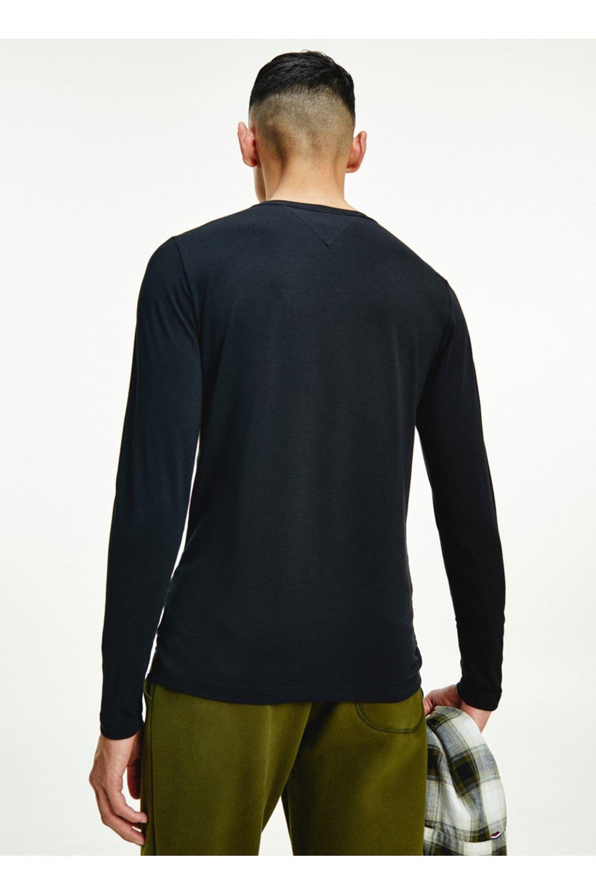 Tommy Hilfiger Tommy Hilfiger Erkek Marka Logo Detaylı Kısa Kollu Yuvarlak Yakalı Siyah T-Shirt MW0MW10804-BDS