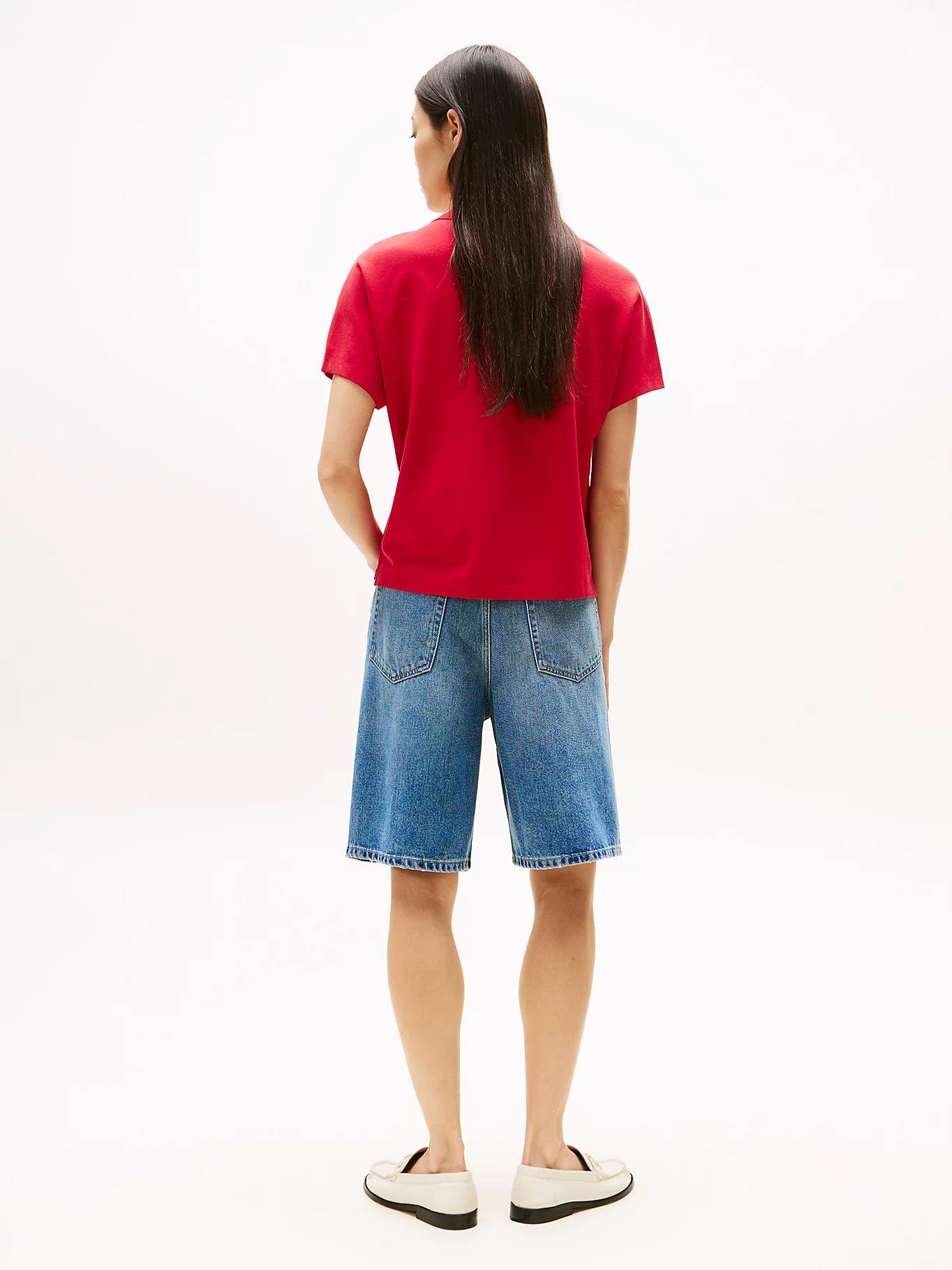 TOMMY HILFIGER Tommy Hilfiger Kadın V Yaka Kısa Kol Düz Dokuma Kumaş Kırmızı Polo Yaka T-Shirt WW0WW46512-XLD