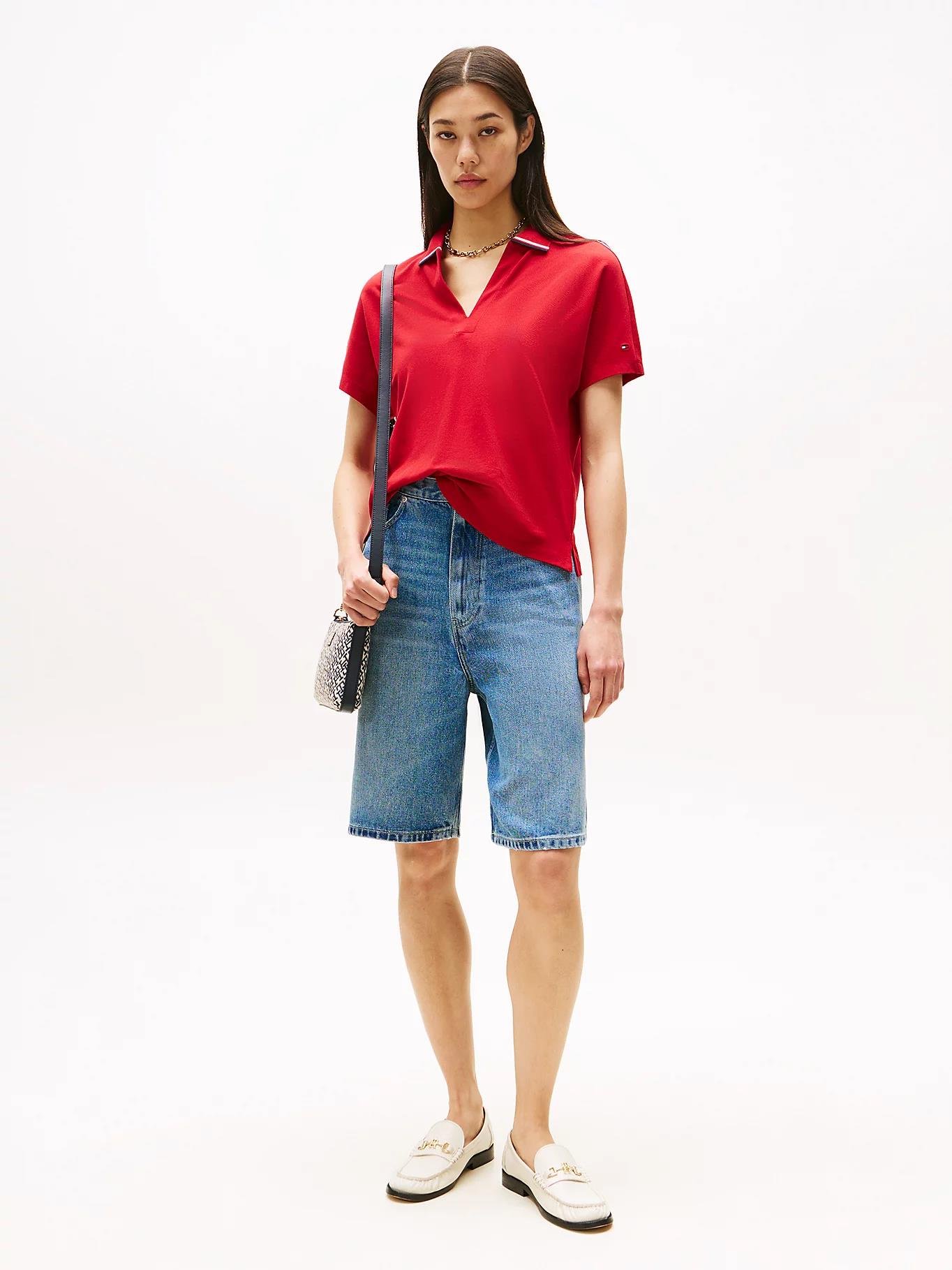 TOMMY HILFIGER Tommy Hilfiger Kadın V Yaka Kısa Kol Düz Dokuma Kumaş Kırmızı Polo Yaka T-Shirt WW0WW46512-XLD