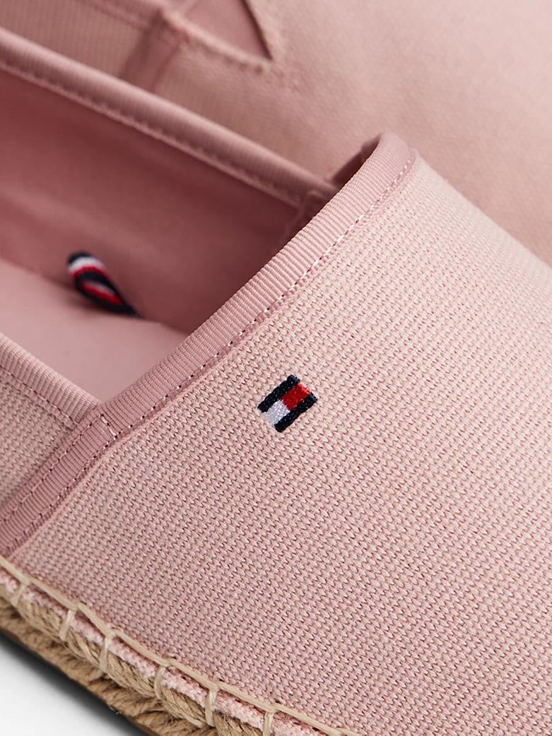 TOMMY HILFIGER Tommy Hilfiger Kadın Yuvarlak Uç Kısımlı Dokuma Rahat Taban Pembe Ayakkabı FW0FW08541-TQN