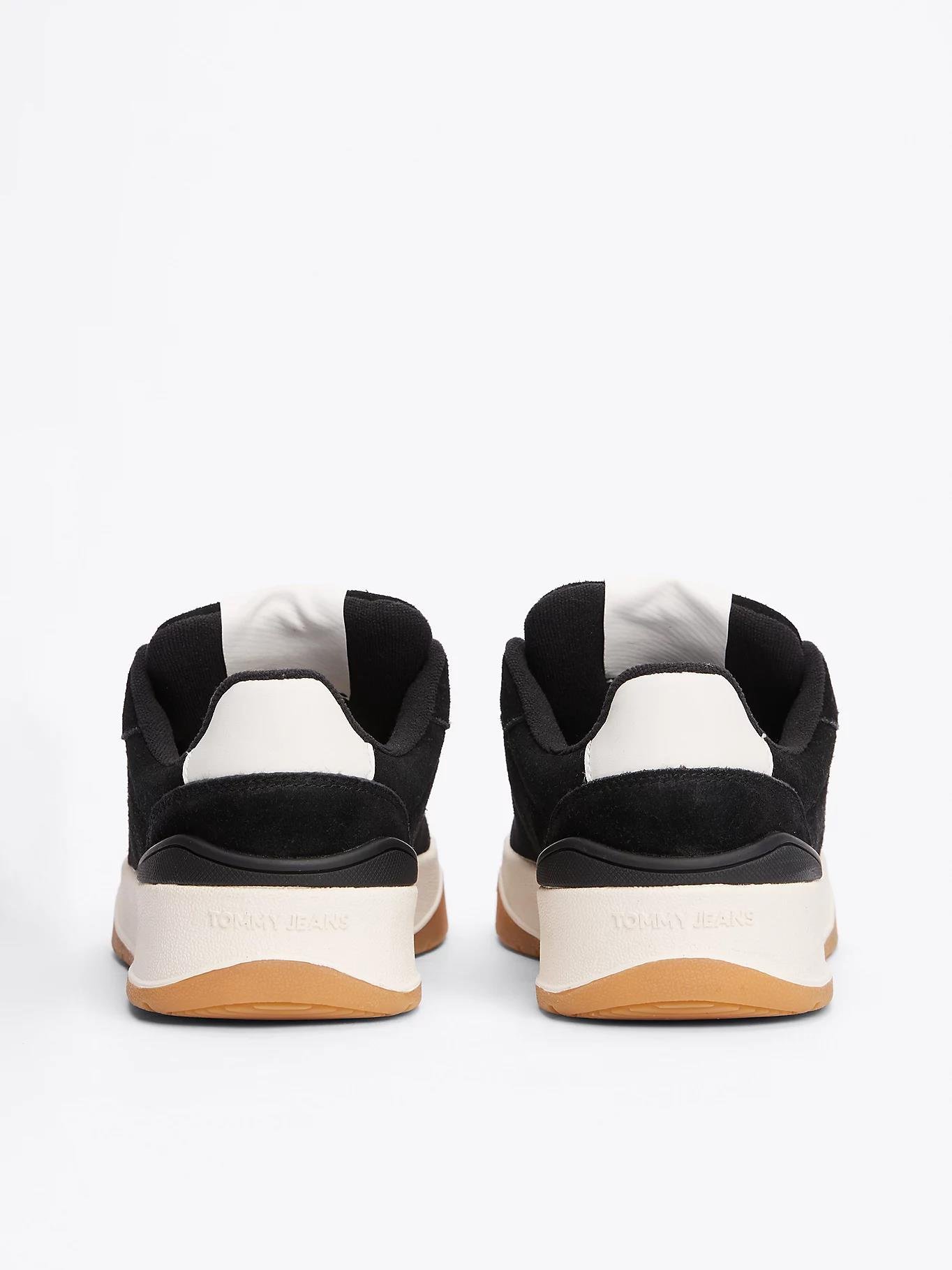 TOMMY HILFIGER Tommy Hilfiger Kadın Yüksek Rahat Taban Süet Siyah Sneaker EN0EN02677-BDS