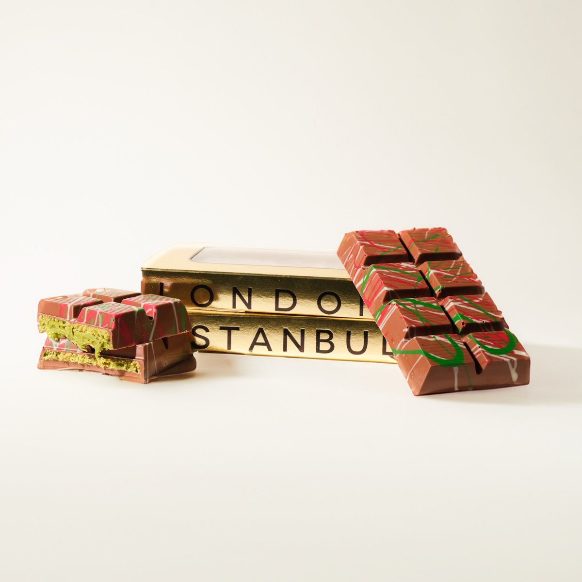 Dubai Çikolatası - Gold Pencereli Kutu 185gr