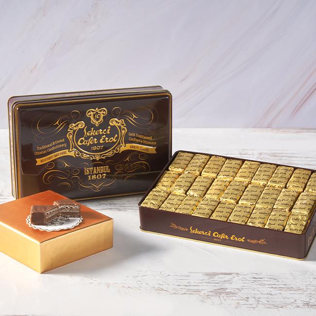 Şekerci Cafer ErolSütlü Çikolatalı Nostaljik Gofret Orta Boy Retro Teneke 1065 gr (Ücretsiz Kargo)