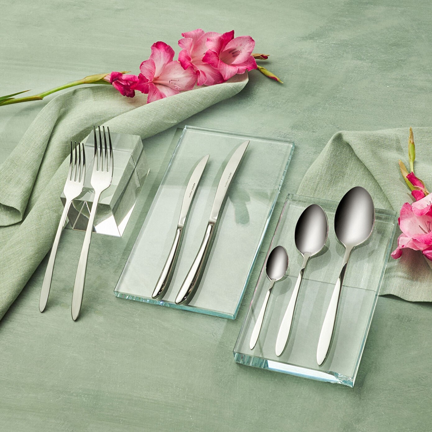 Karaca New Athena V2 84 Parça Çkb Takımı Elegance