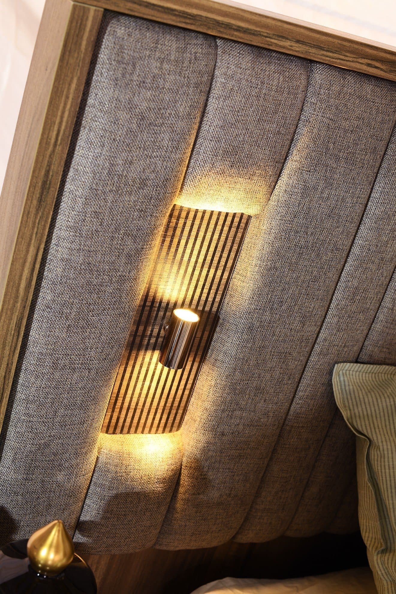 Vize Vintage 6 Kapılı Yatak Odası Takımı Bazalı