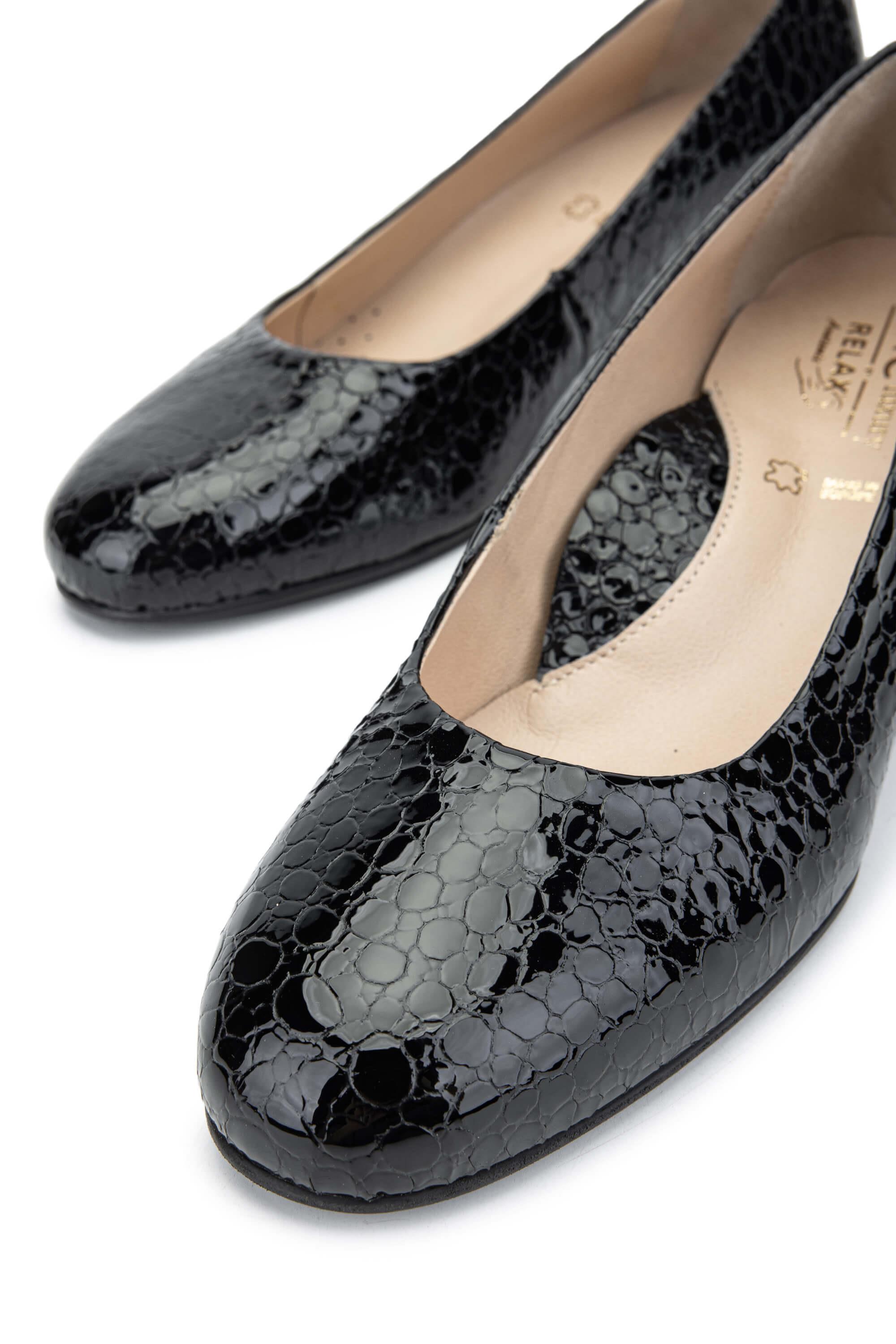 Relax Anatomic Kadın Hakiki Deri Siyah Rugan Comfort Ayakkabı