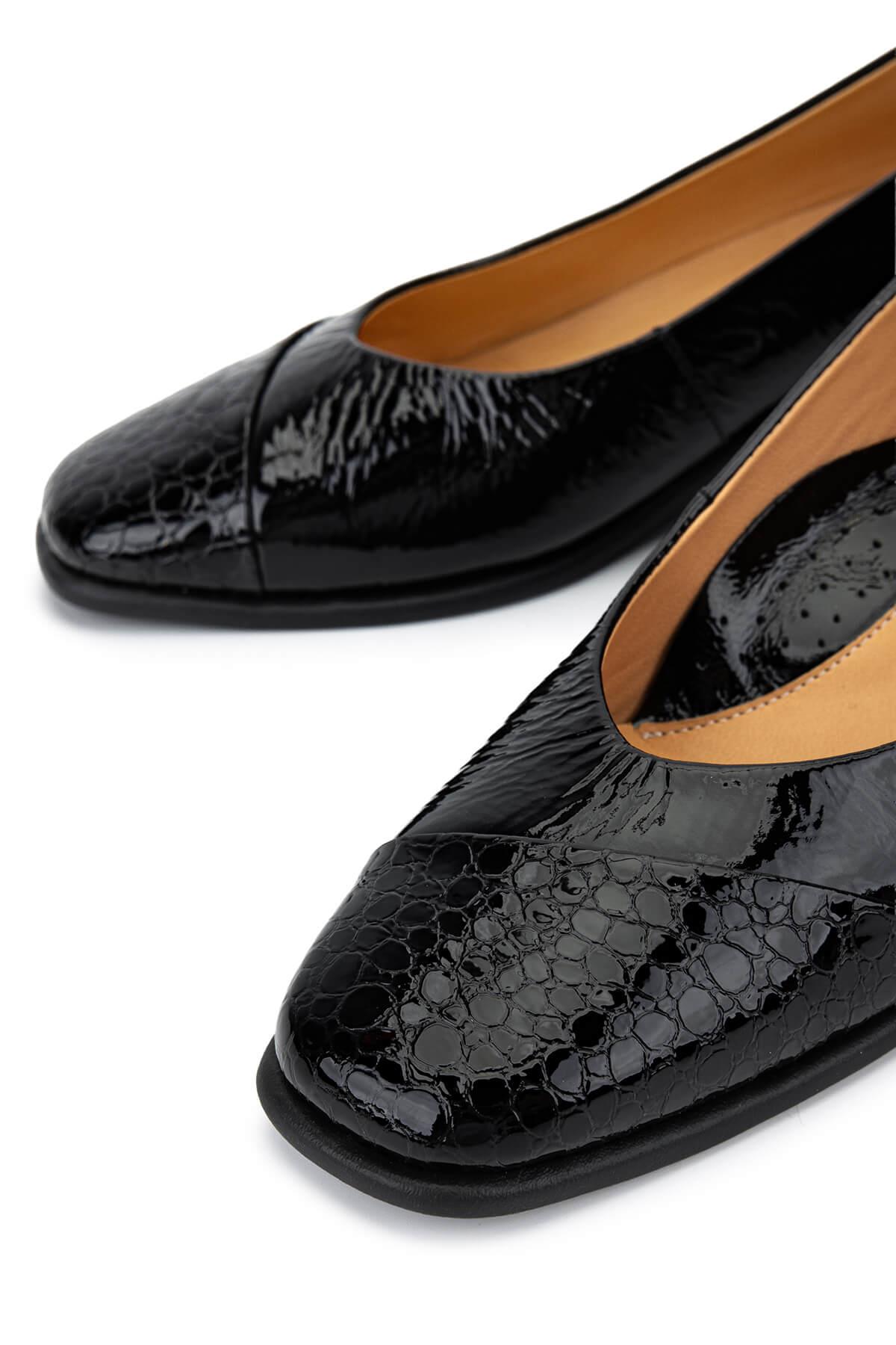 Relax Anatomic Kadın Hakiki Deri Siyah Comfort Ayakkabı