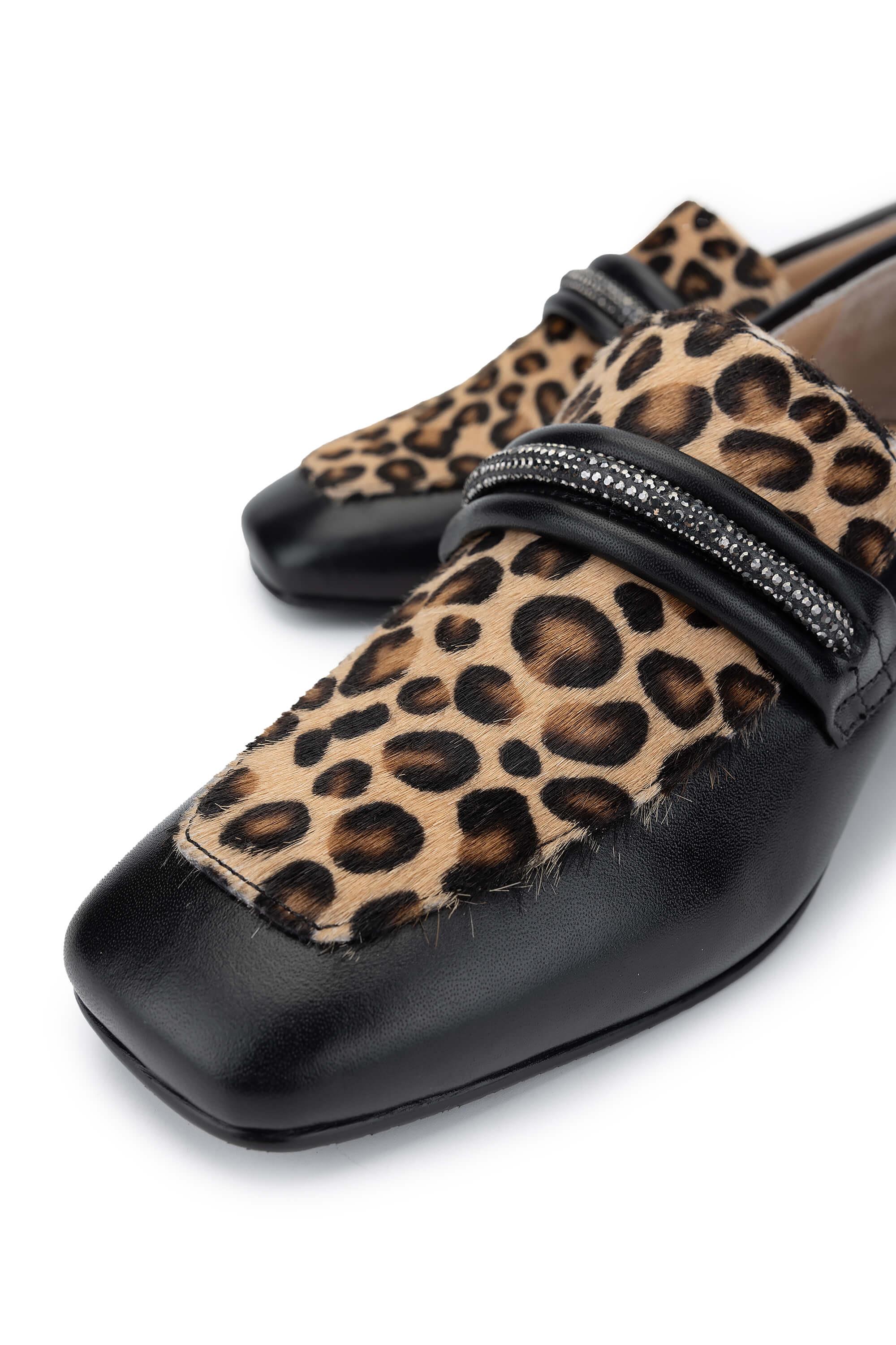 Tamer Tanca Kadın Hakiki Deri Siyah Deri Topuklu Ayakkabı