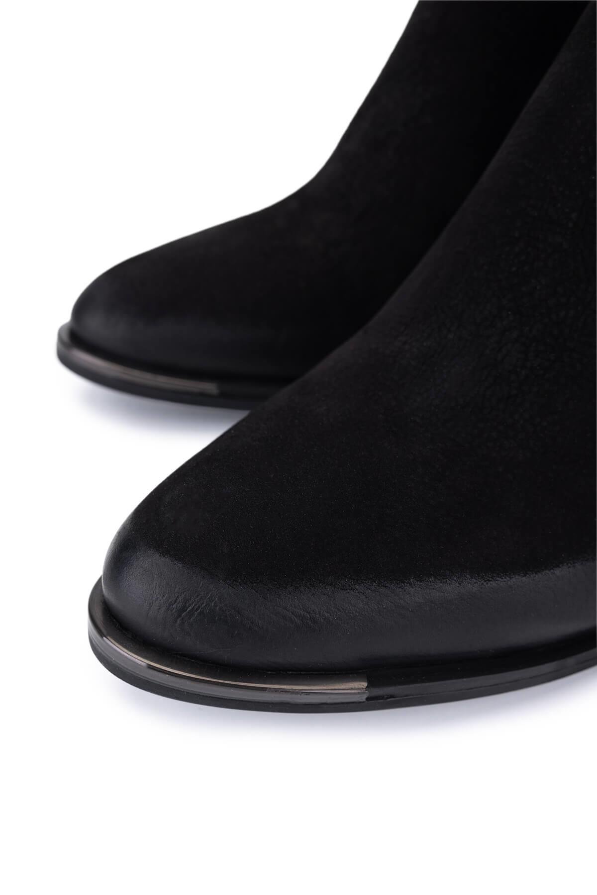 Tamer Tanca Kadın Hakiki Deri Siyah Nubuk Topuklu Bot