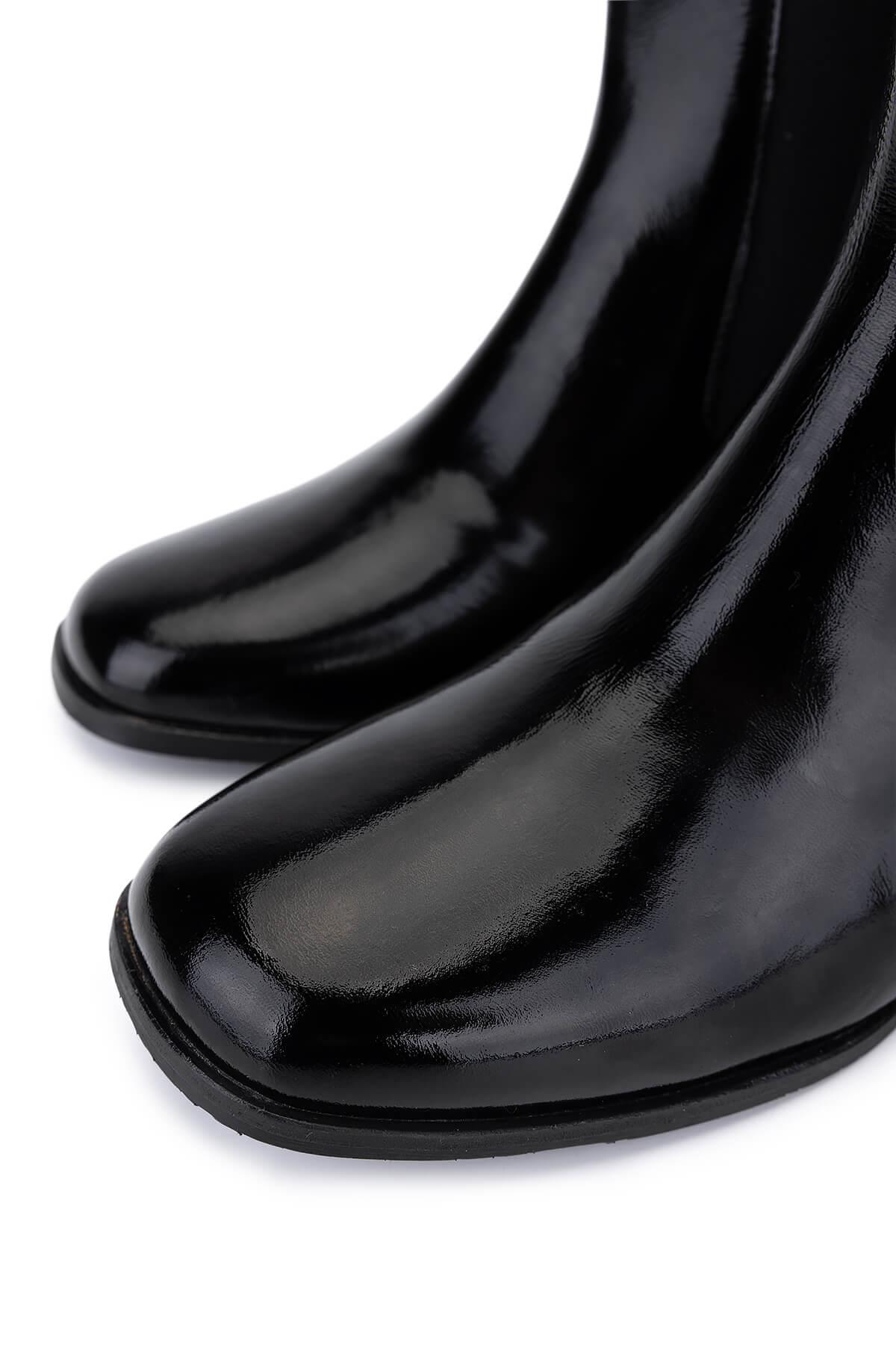 Tamer Tanca Kadın Hakiki Deri Siyah Rugan Topuklu Bot