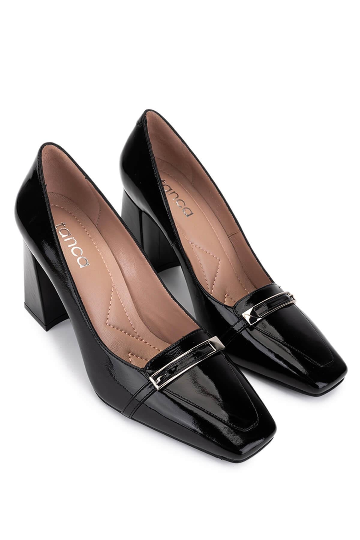 Tamer Tanca Kadın Hakiki Deri Siyah Rugan Topuklu Ayakkabı