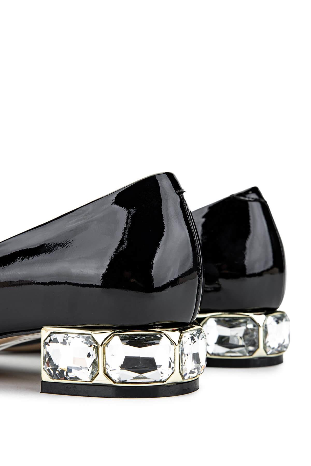 Tamer Tanca Kadın Hakiki Deri Siyah Rugan Topuklu Ayakkabı