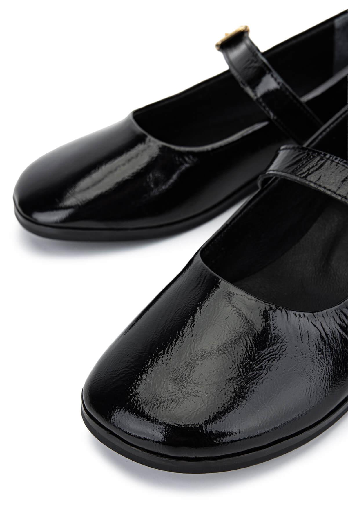 Tamer Tanca Kadın Hakiki Deri Siyah Rugan Casual Ayakkabı