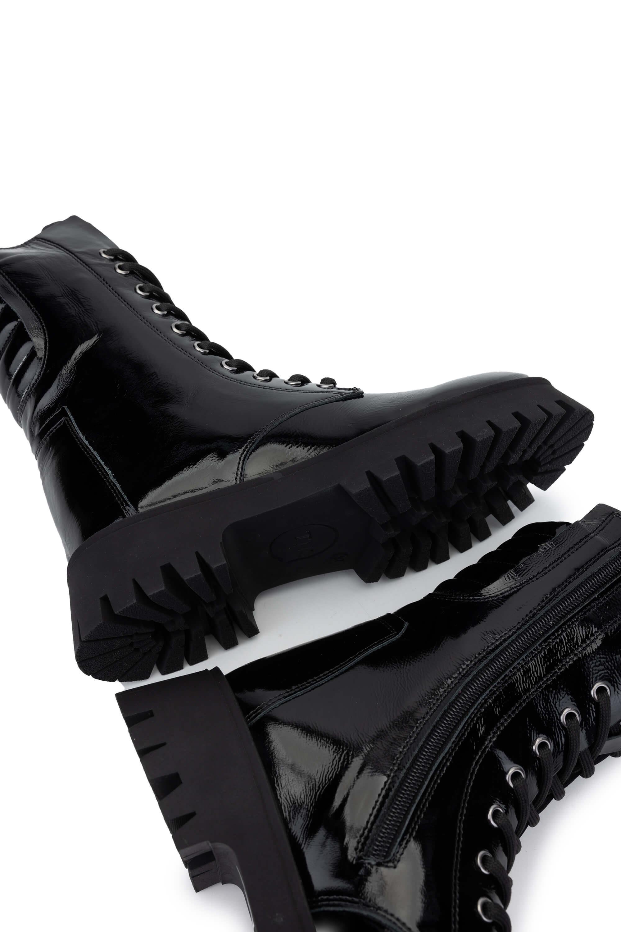 Tamer Tanca Kadın Hakiki Deri Siyah Rugan Casual Bot