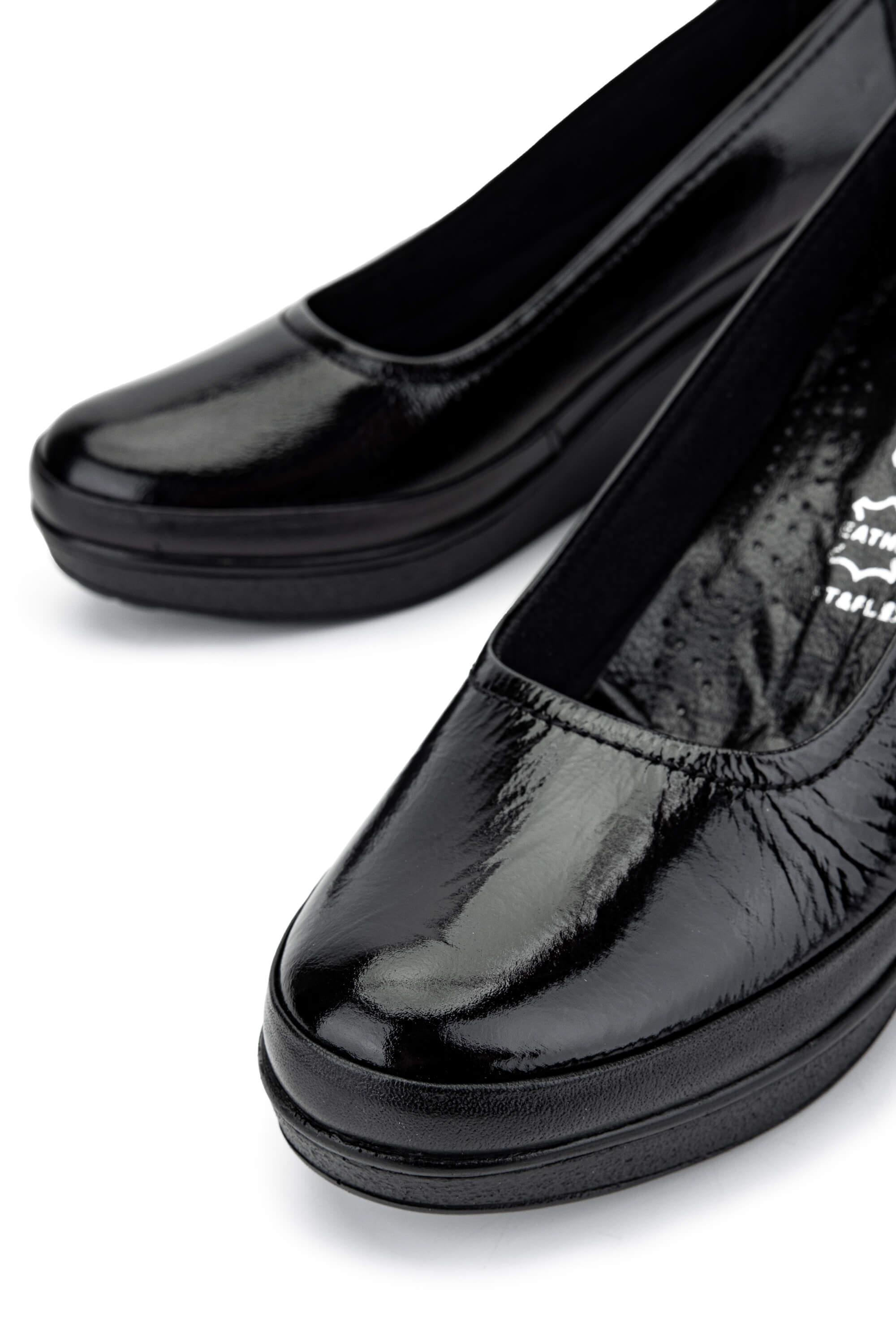 Tamer Tanca Kadın Hakiki Deri Siyah Rugan Casual Ayakkabı