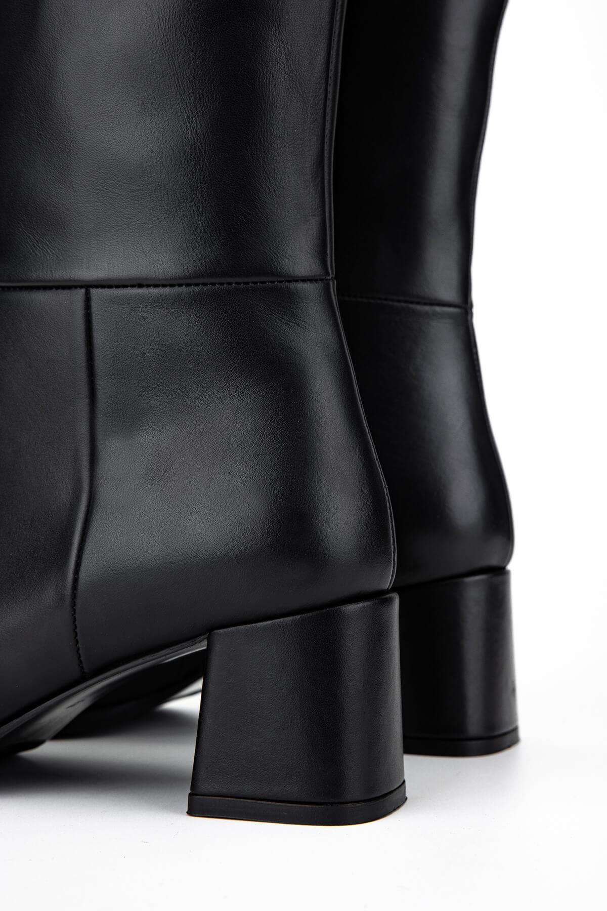 Tamer Tanca Kadın Hakiki Deri Siyah Topuklu Çizme