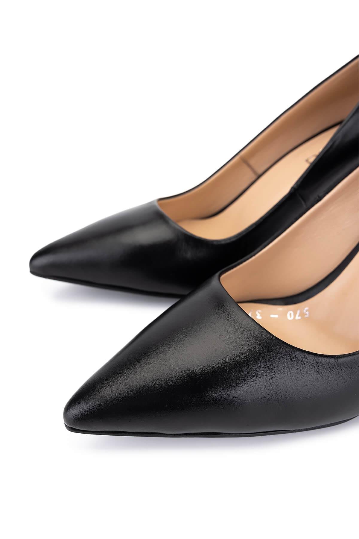 Tamer Tanca Kadın Hakiki Deri Siyah Topuklu Ayakkabı