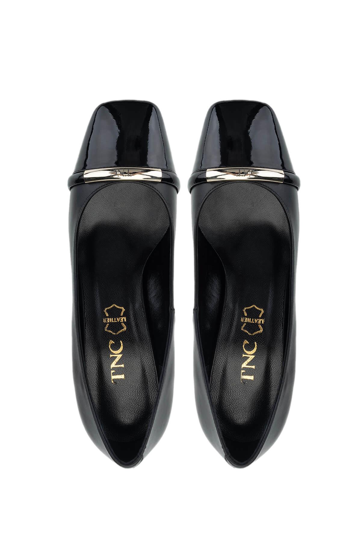 Tamer Tanca Kadın Hakiki Deri Siyah Topuklu Ayakkabı