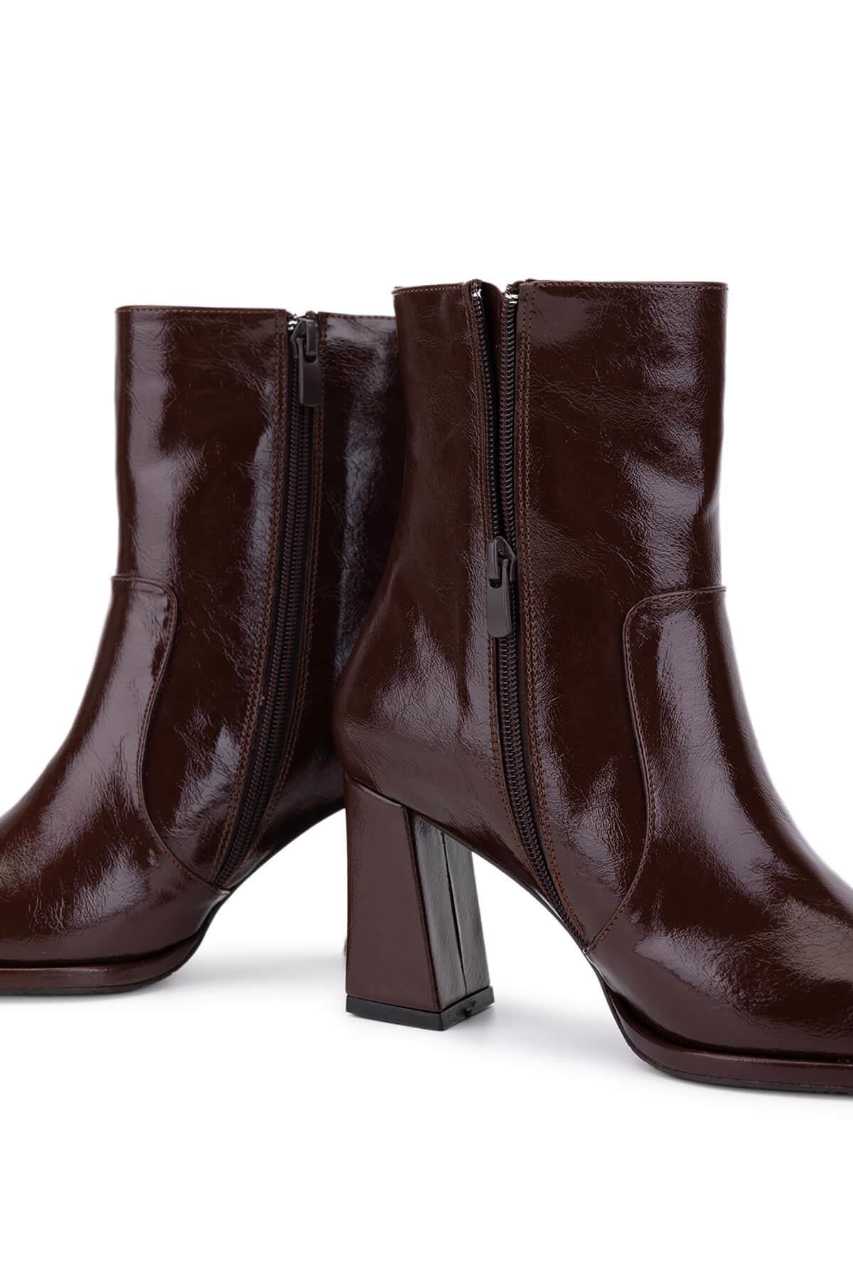 Tamer Tanca Kadın Kahverengi Rugan Topuklu Bot