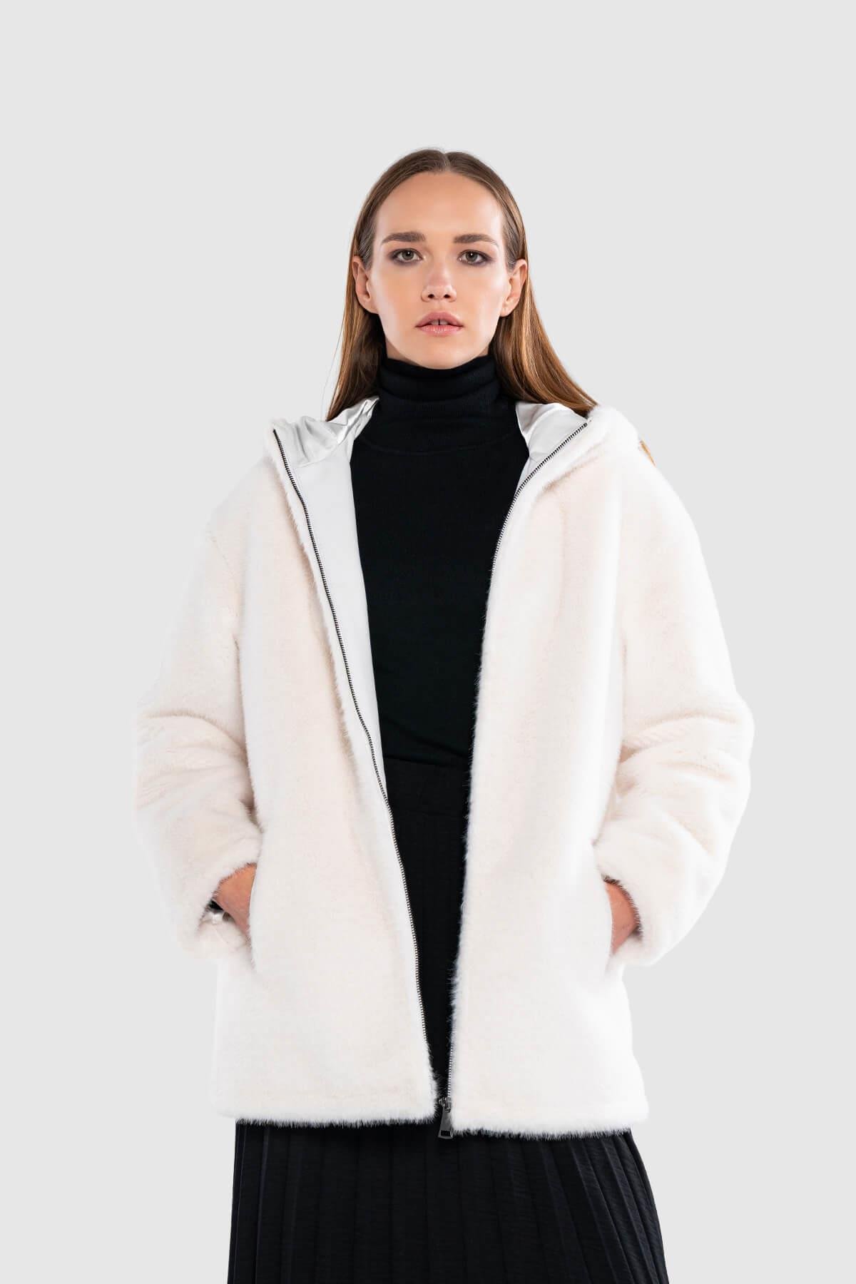 Tamer Tanca Kadın Peluş Beyaz Kumaş Mont Deri Mont