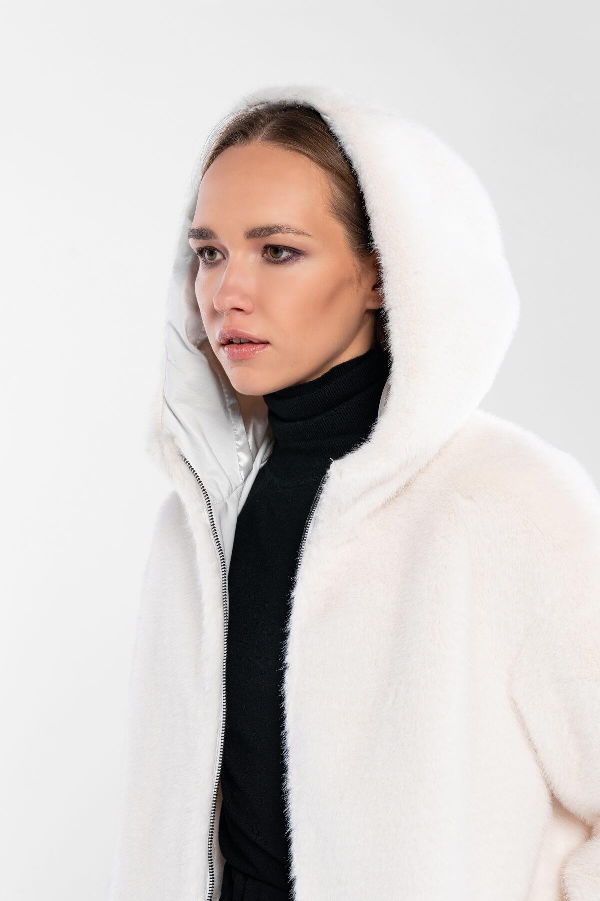 Tamer Tanca Kadın Peluş Beyaz Kumaş Mont Deri Mont