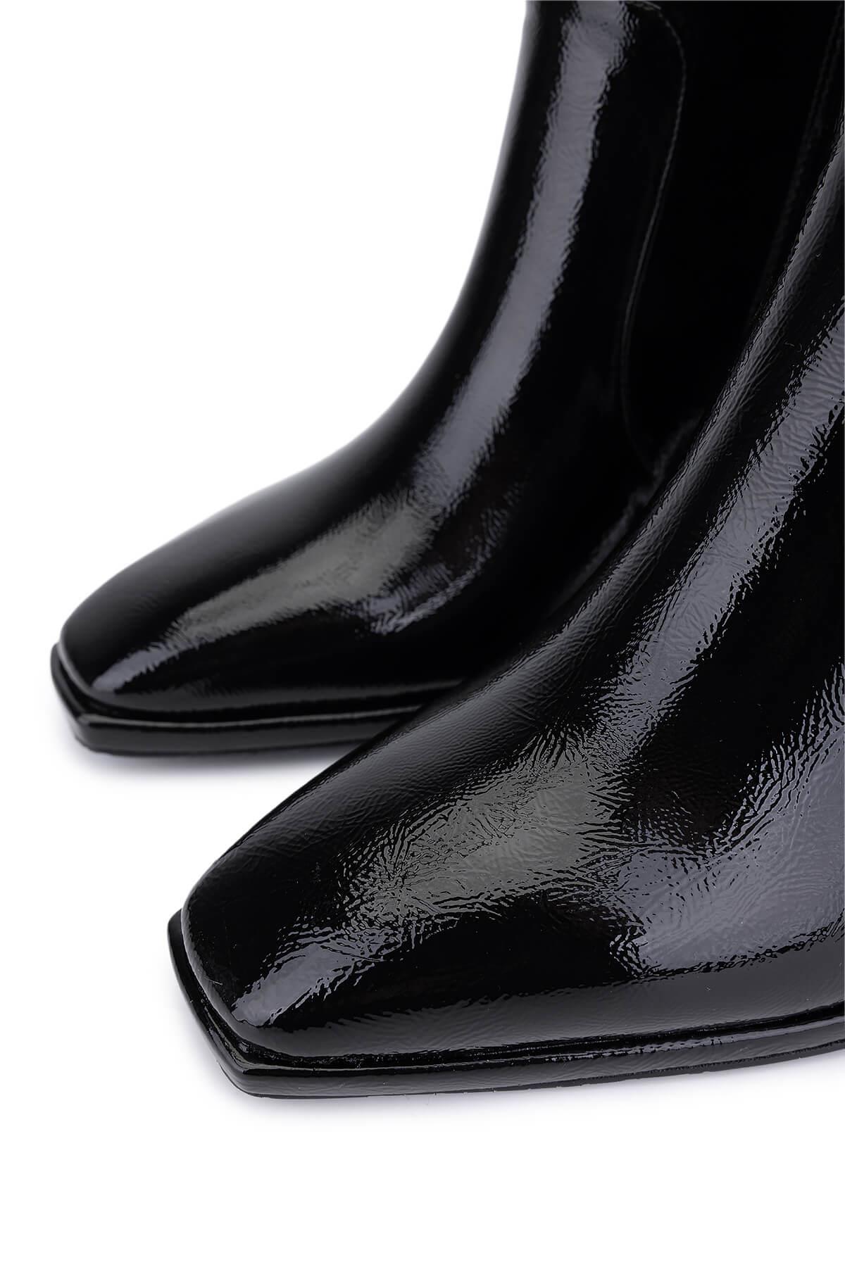 Tamer Tanca Kadın Siyah Kırışık Rugan Topuklu Bot