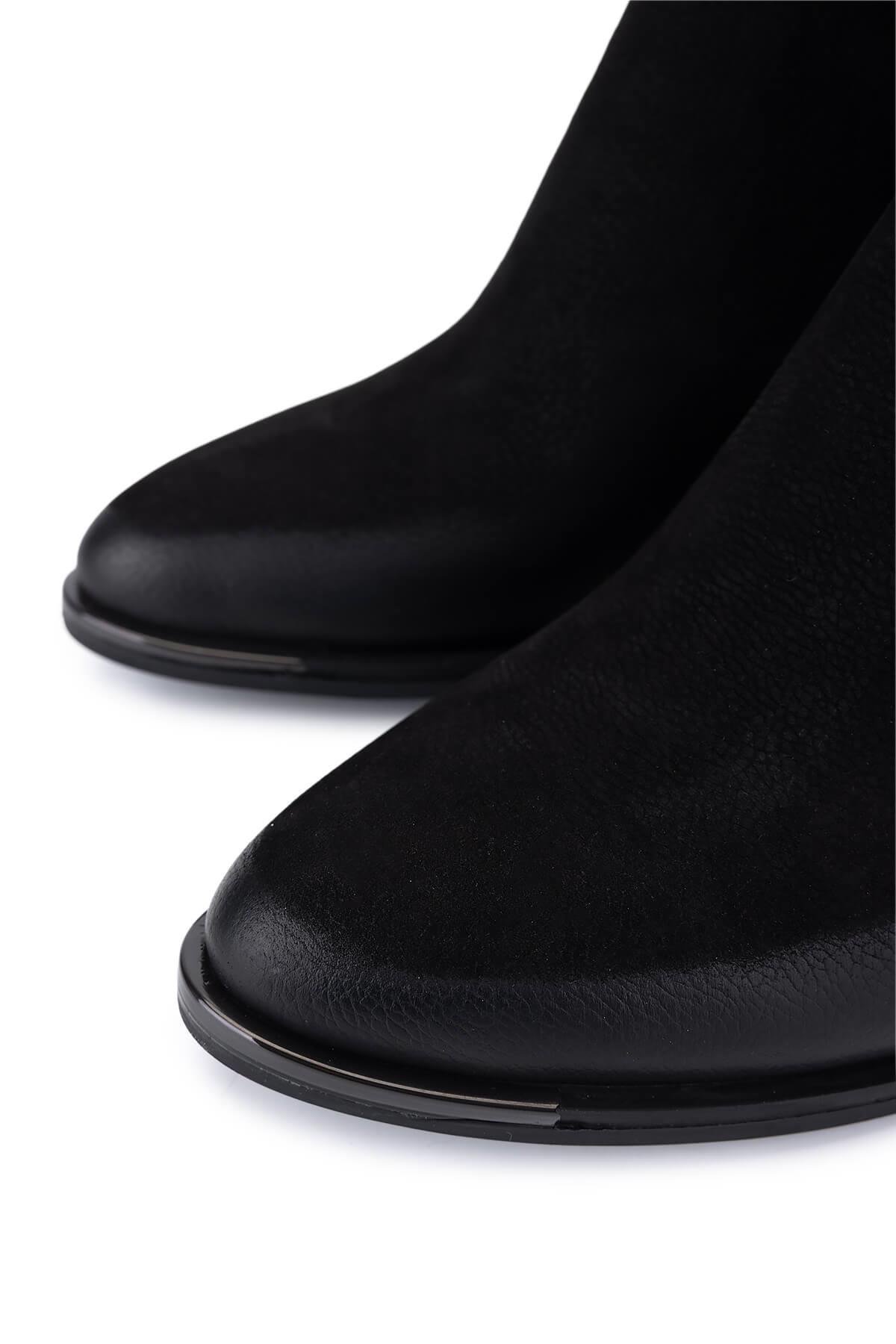 Tamer Tanca Kadın Siyah Nubuk Topuklu Bot