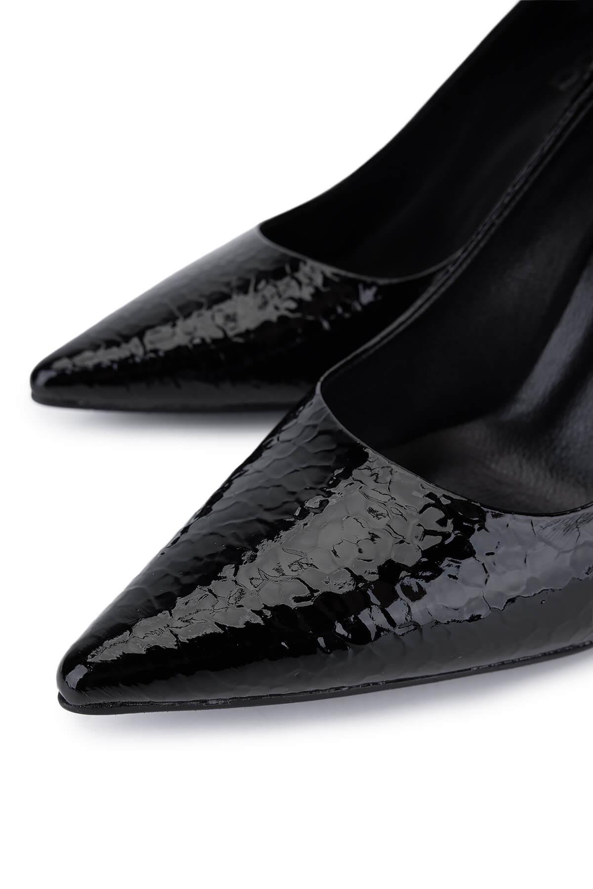 Tamer Tanca Kadın Suni Deri Siyah Kroko Topuklu Ayakkabı