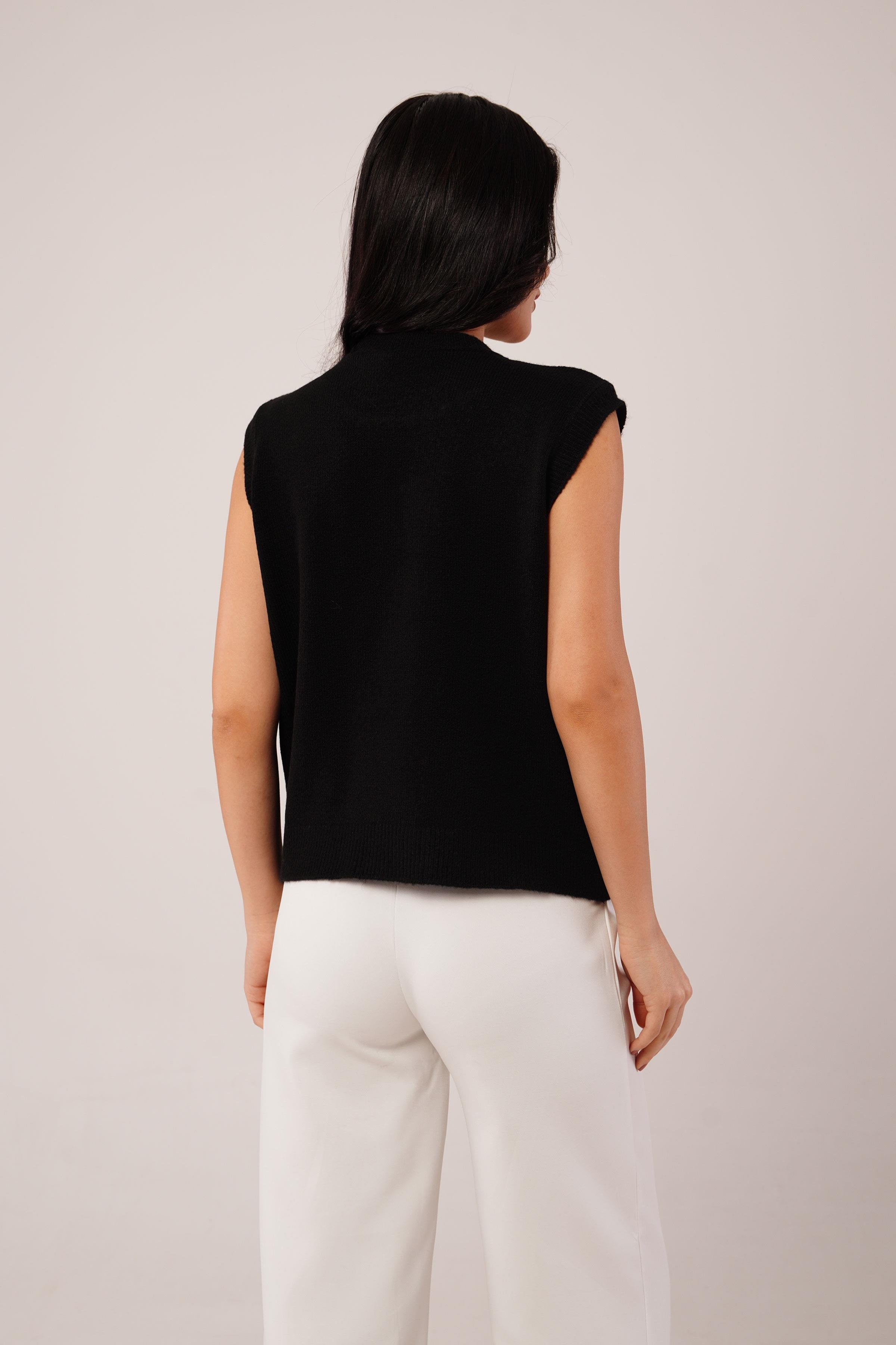 Fiyonklu Siyah Triko Süveter