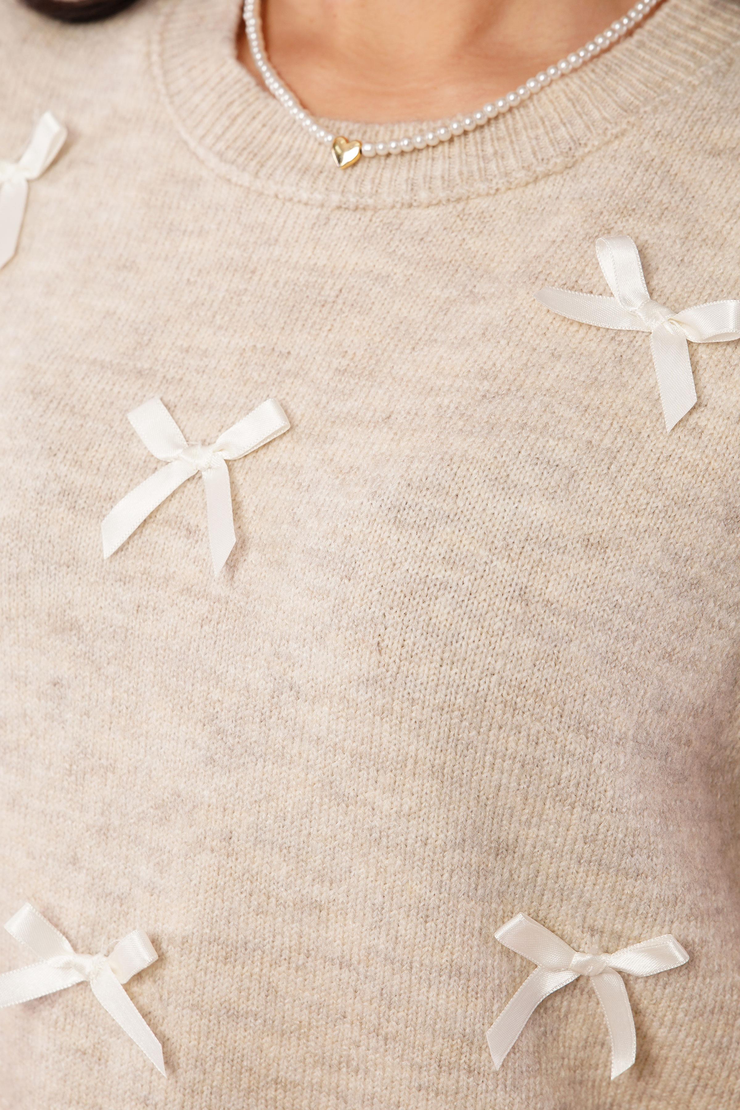 Fiyonklu Taş Triko Süveter