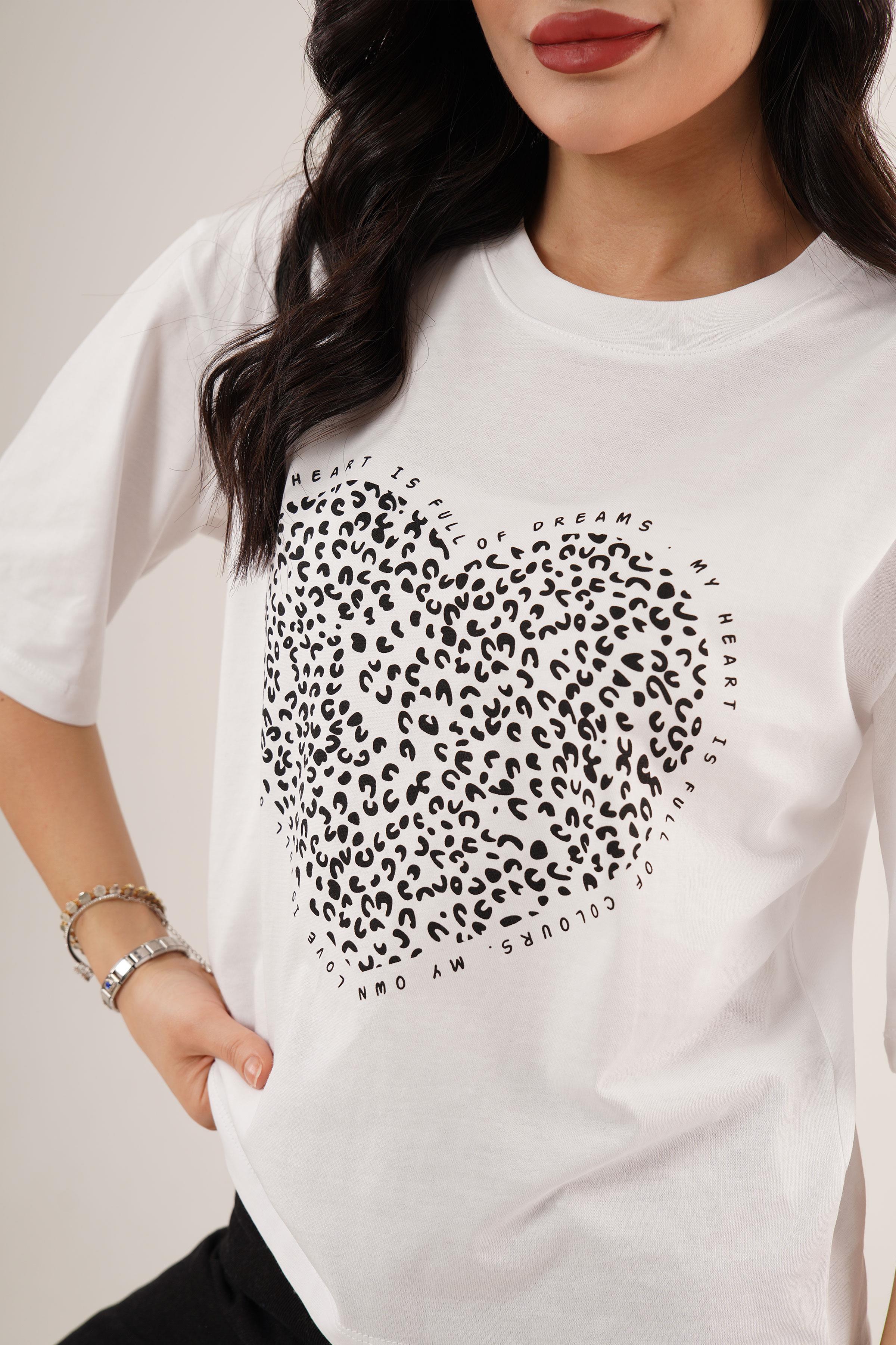 Kalp Baskılı Beyaz Crop Basic Tişört