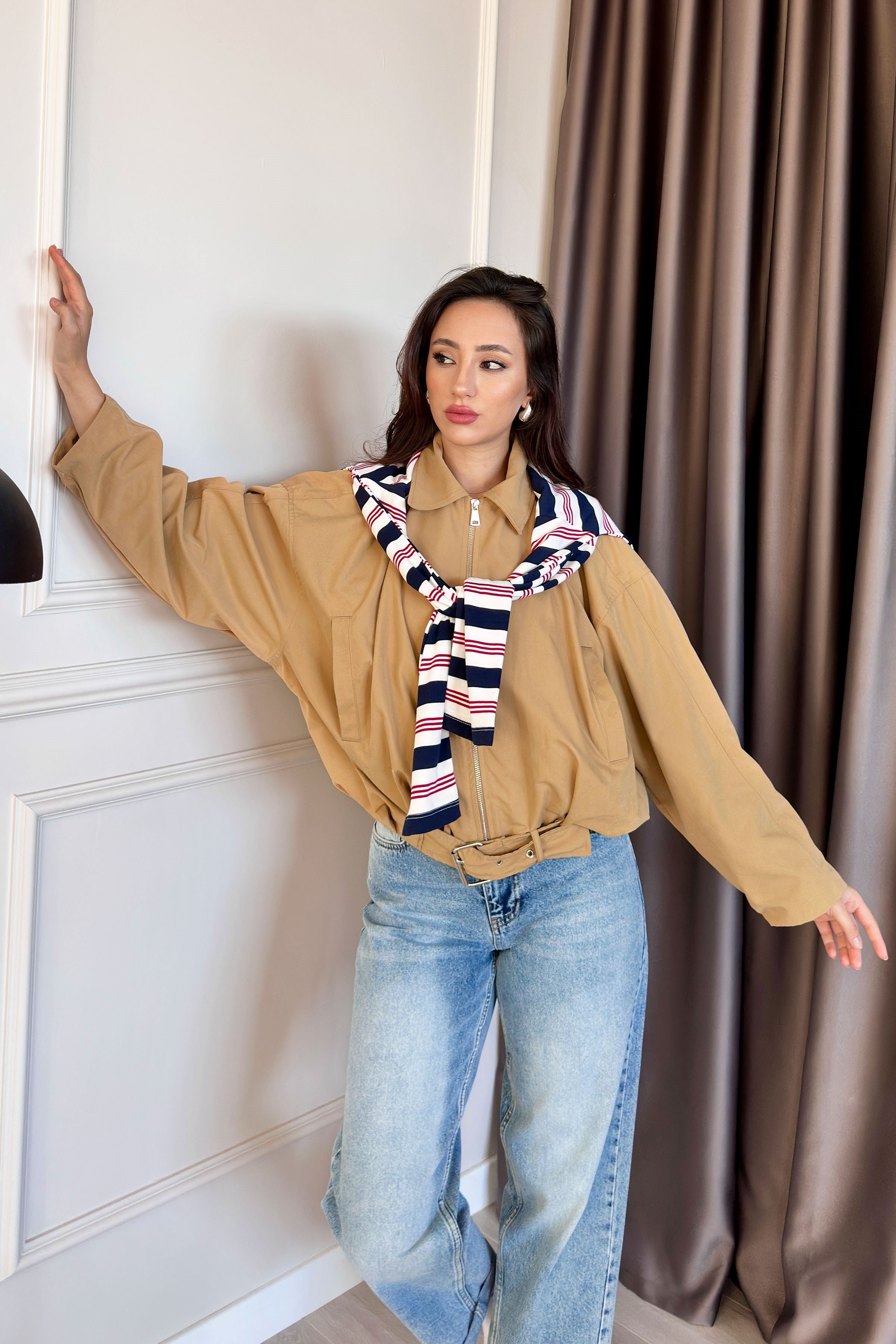 Kemer Detaylı Fermuarlı Bomber Camel Ceket