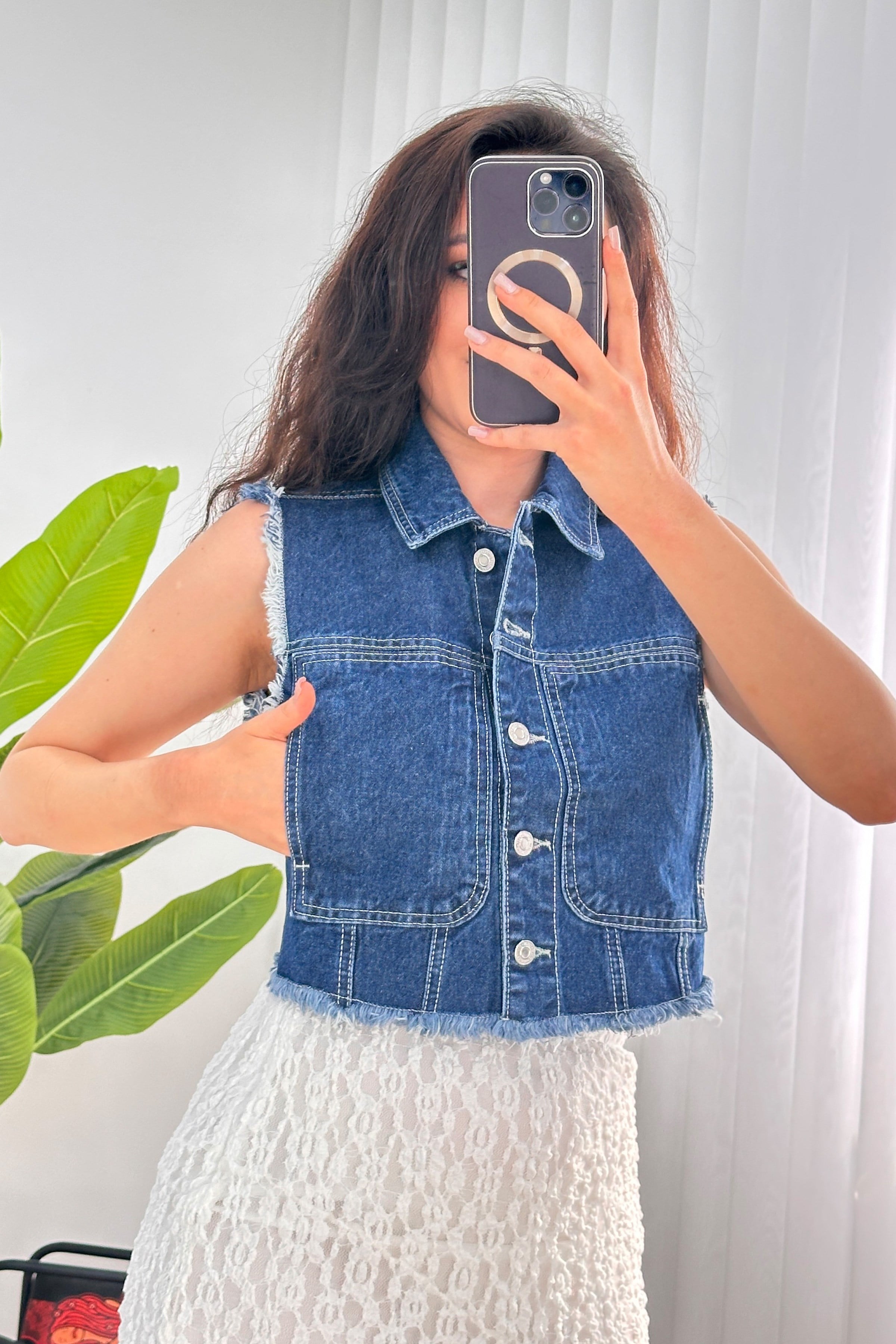 Püskül Detaylı Kısa Model Cepli Kot Yelek