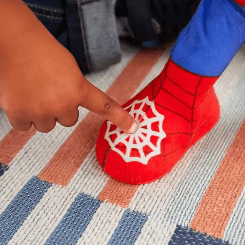 MarkasızDANS EDEN SPIDERMAN 25010996201621