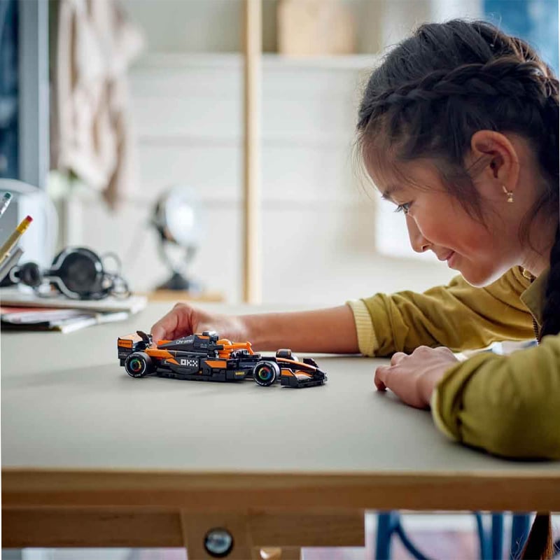 LEGOLEGO McLaren MCL38 LSR772515702017816180