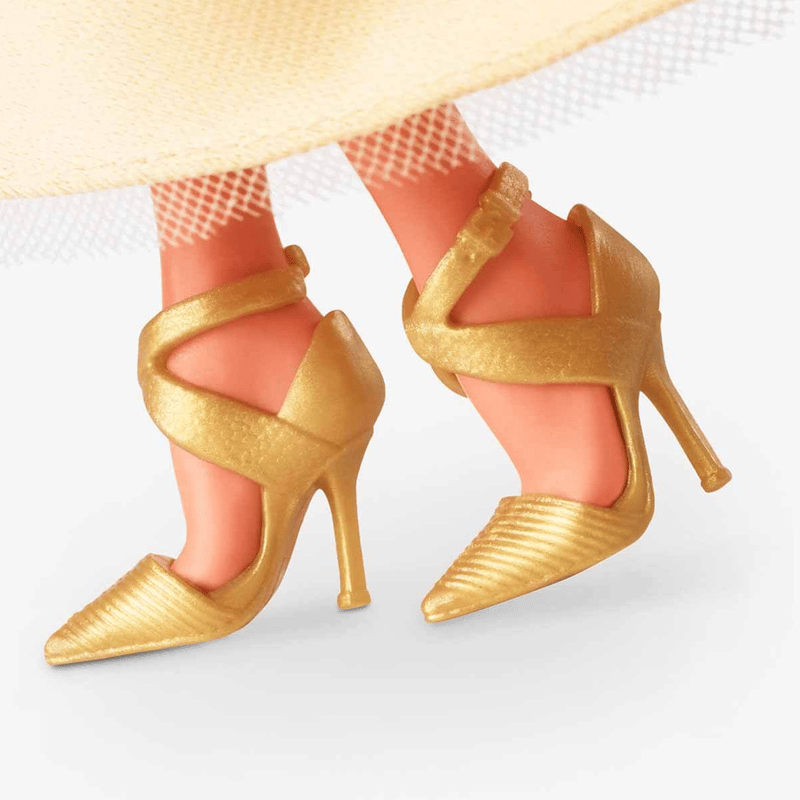 MarkasızMATTEL BARBIE HJX06 MUTLU YILLAR KUMRAL194735096978