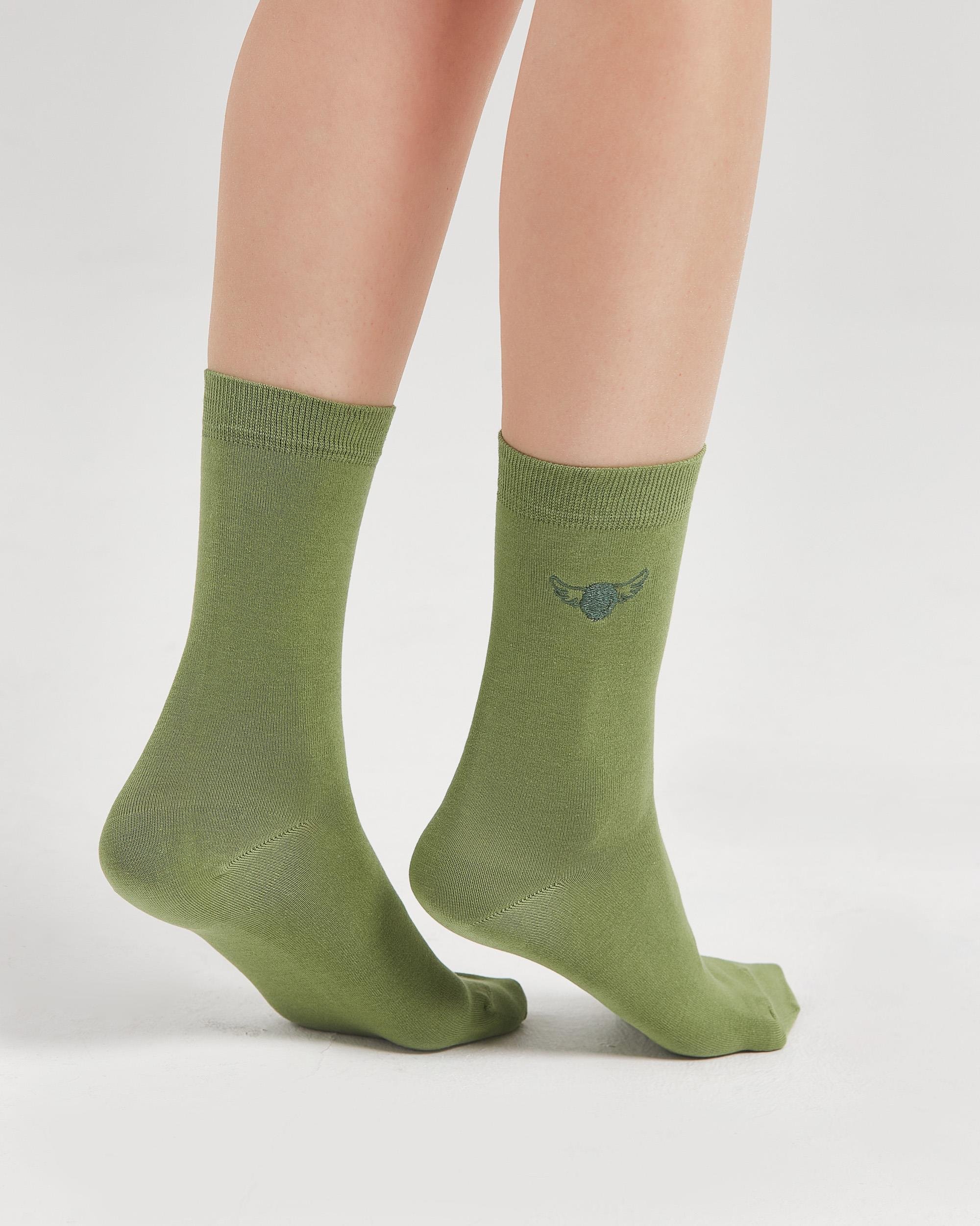 Çağla Yeşili Renkli Düz Merserize Çorap