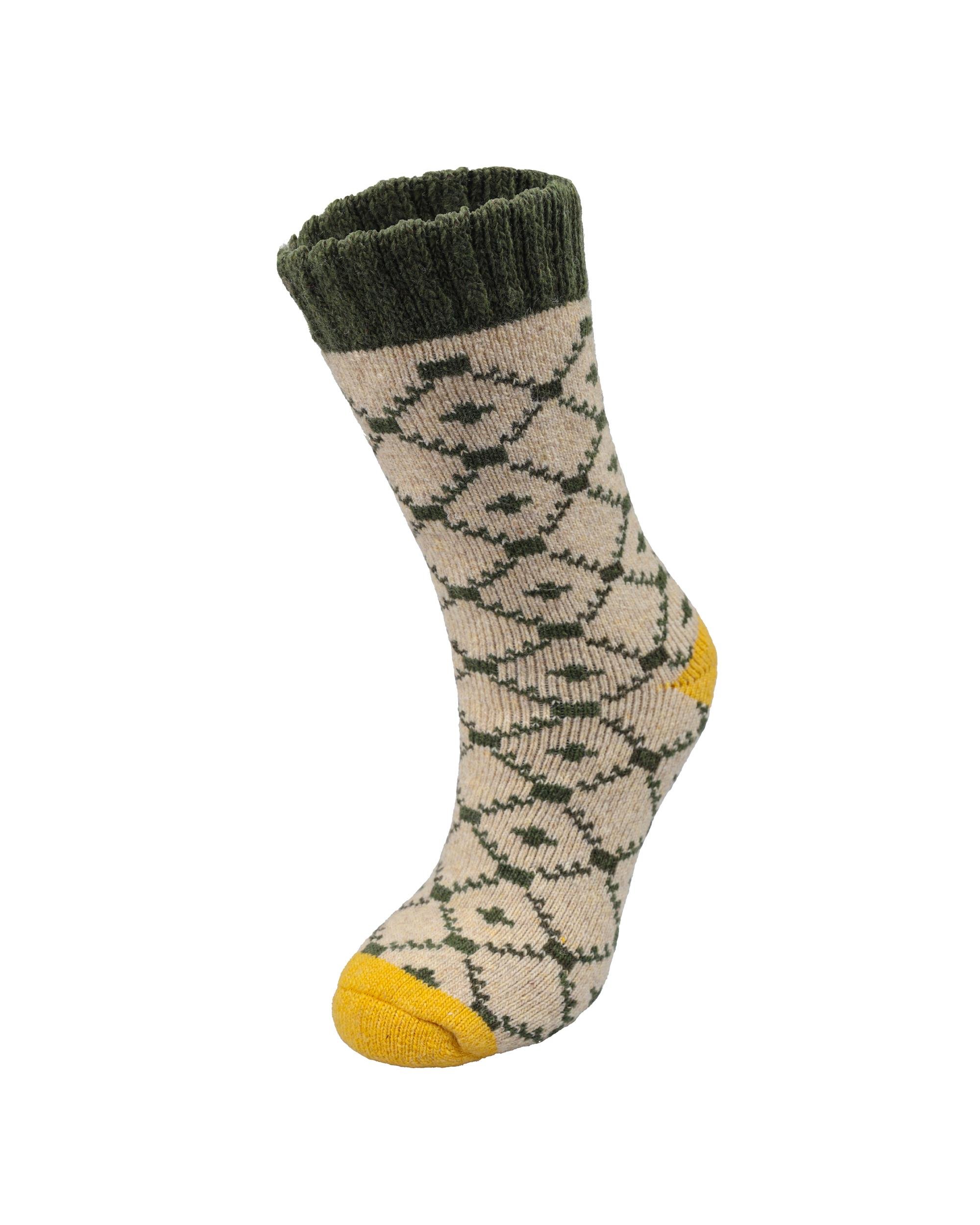 Kadın Karo Desenli Yün Çorap Krem