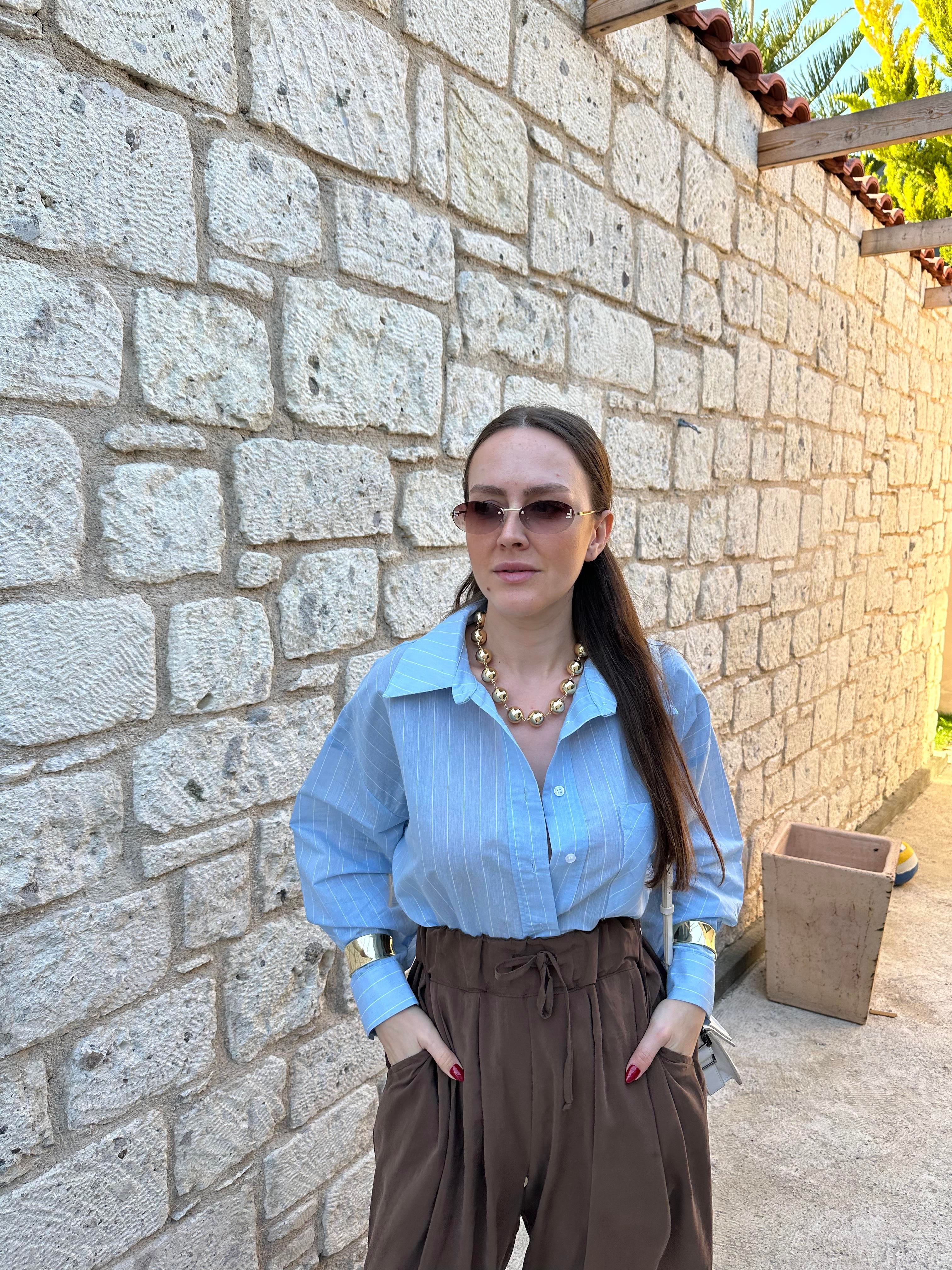 %100 COTTON MAVİ ÇİZGİLİ GÖMLEK