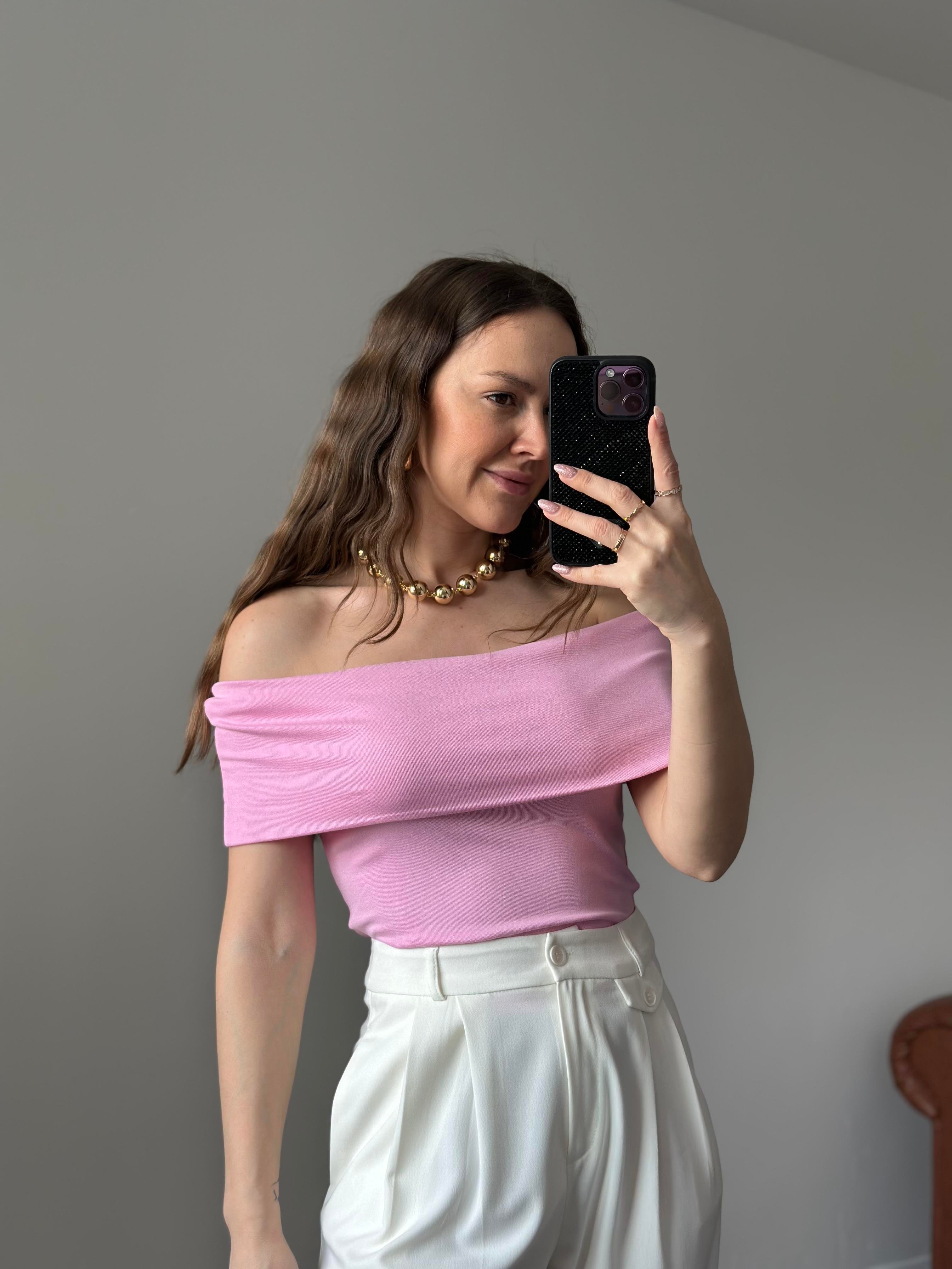 MADONNA YAKA KOLSUZ PEMBE CROP