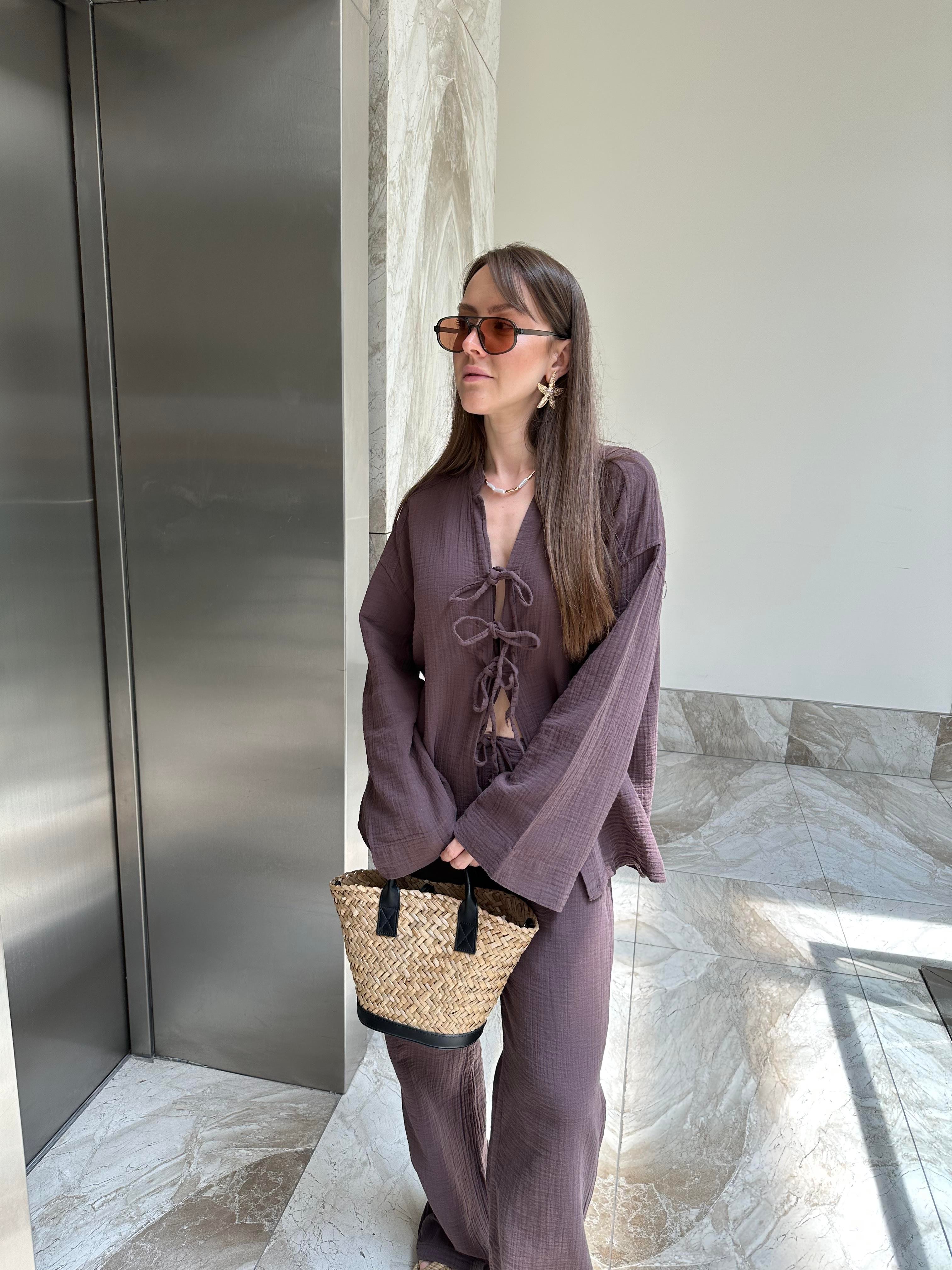 MARKA MODEL BAĞLAMALI KAHVE MÜSLİN TAKIM
