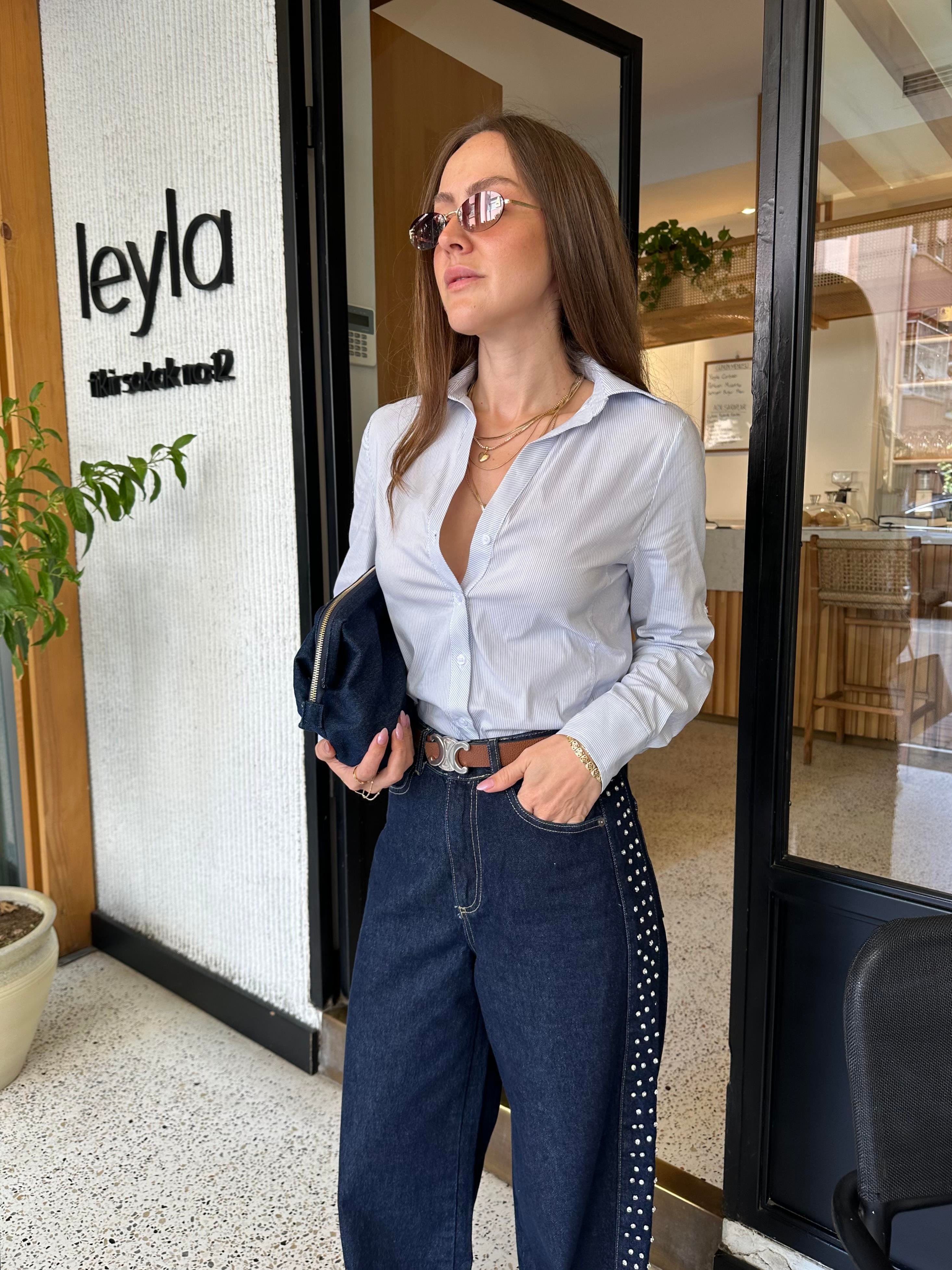 MARKA MODEL BELDEN OTURTMA MAVİ ÇİZGİLİ GÖMLEK