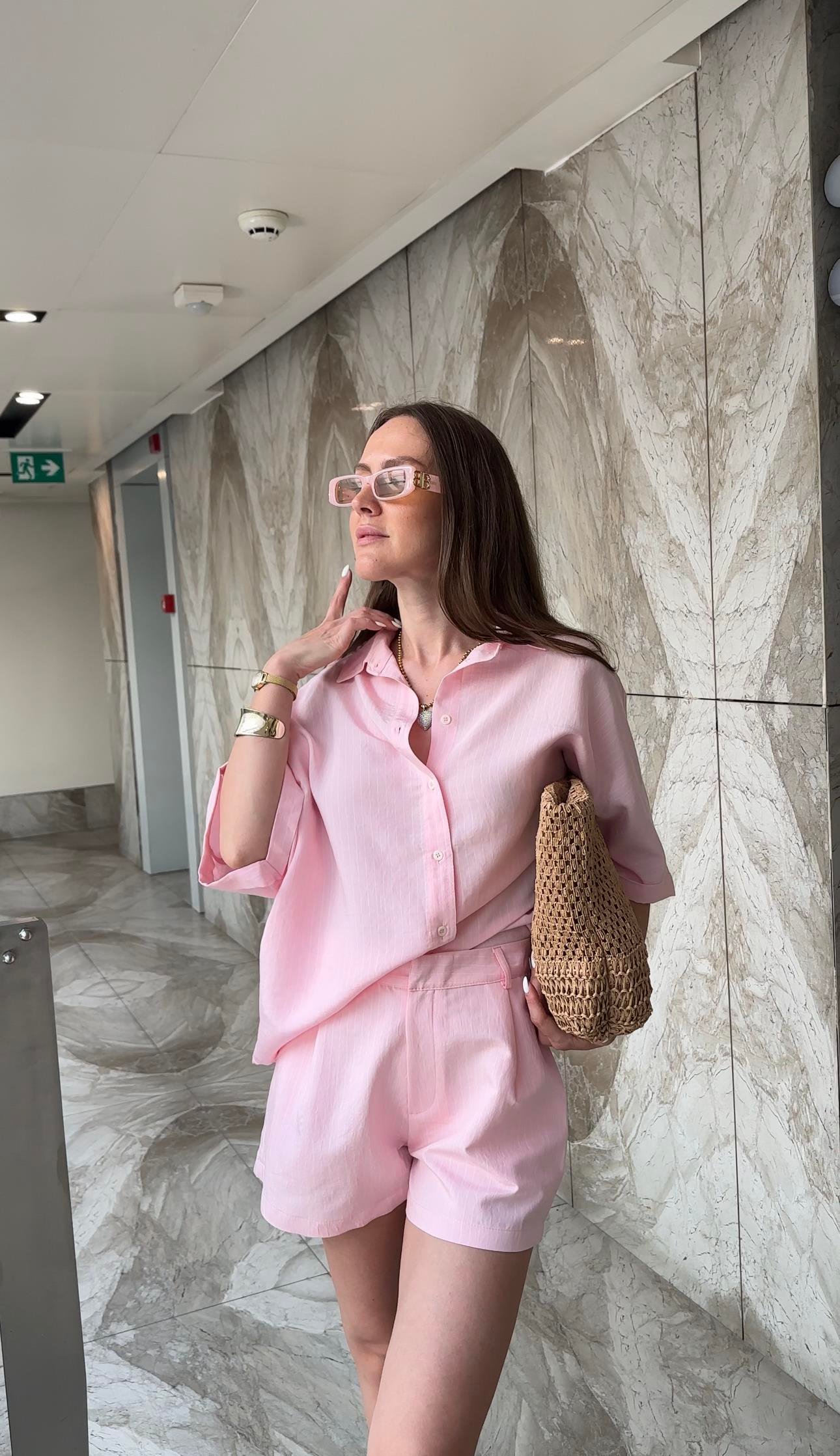 PEMBE ÇİZGİLİ GÖMLEK ŞORT TAKIM 